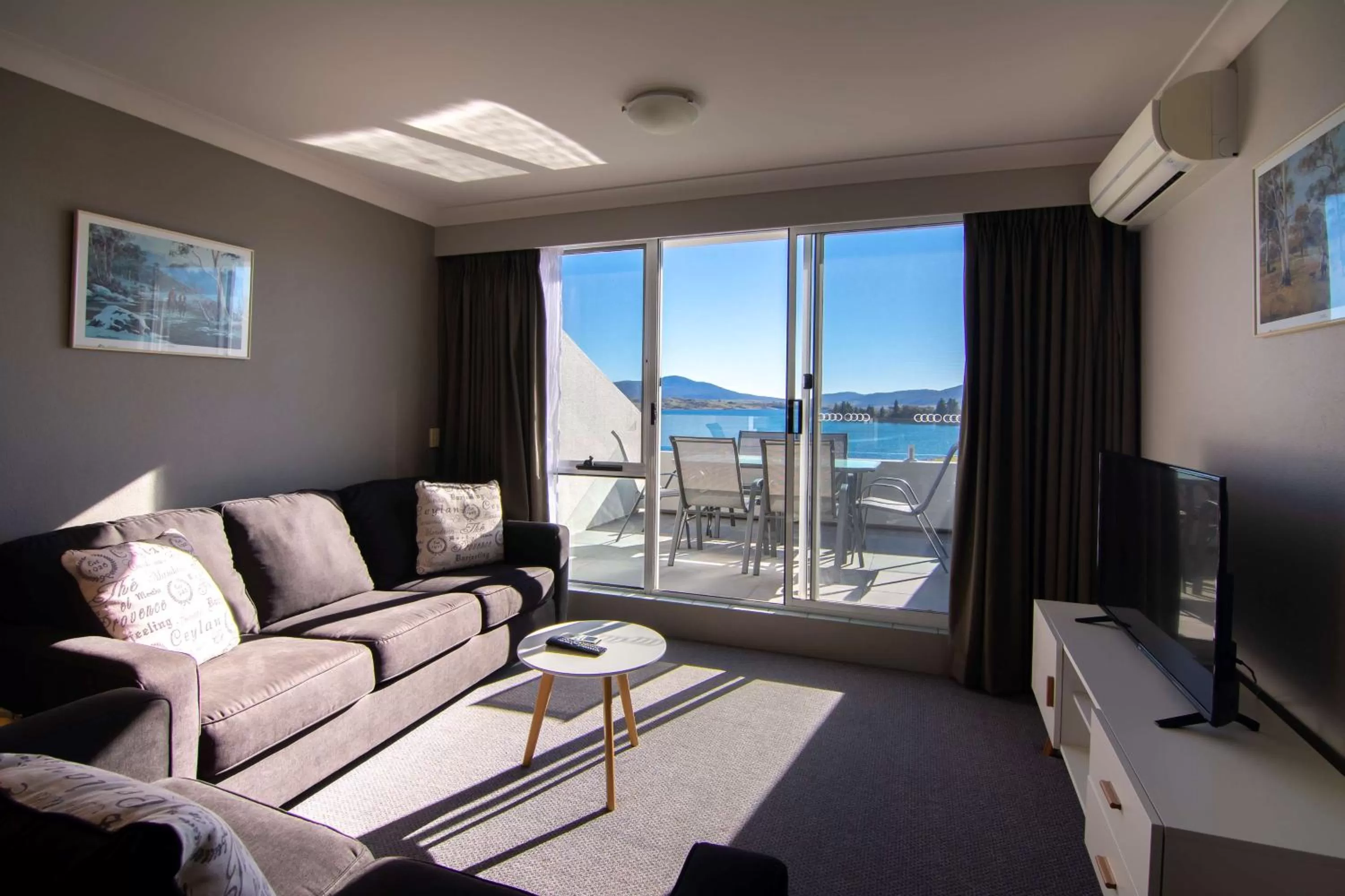 Two Bedroom Apartment in Rydges Horizons Snowy Mountains