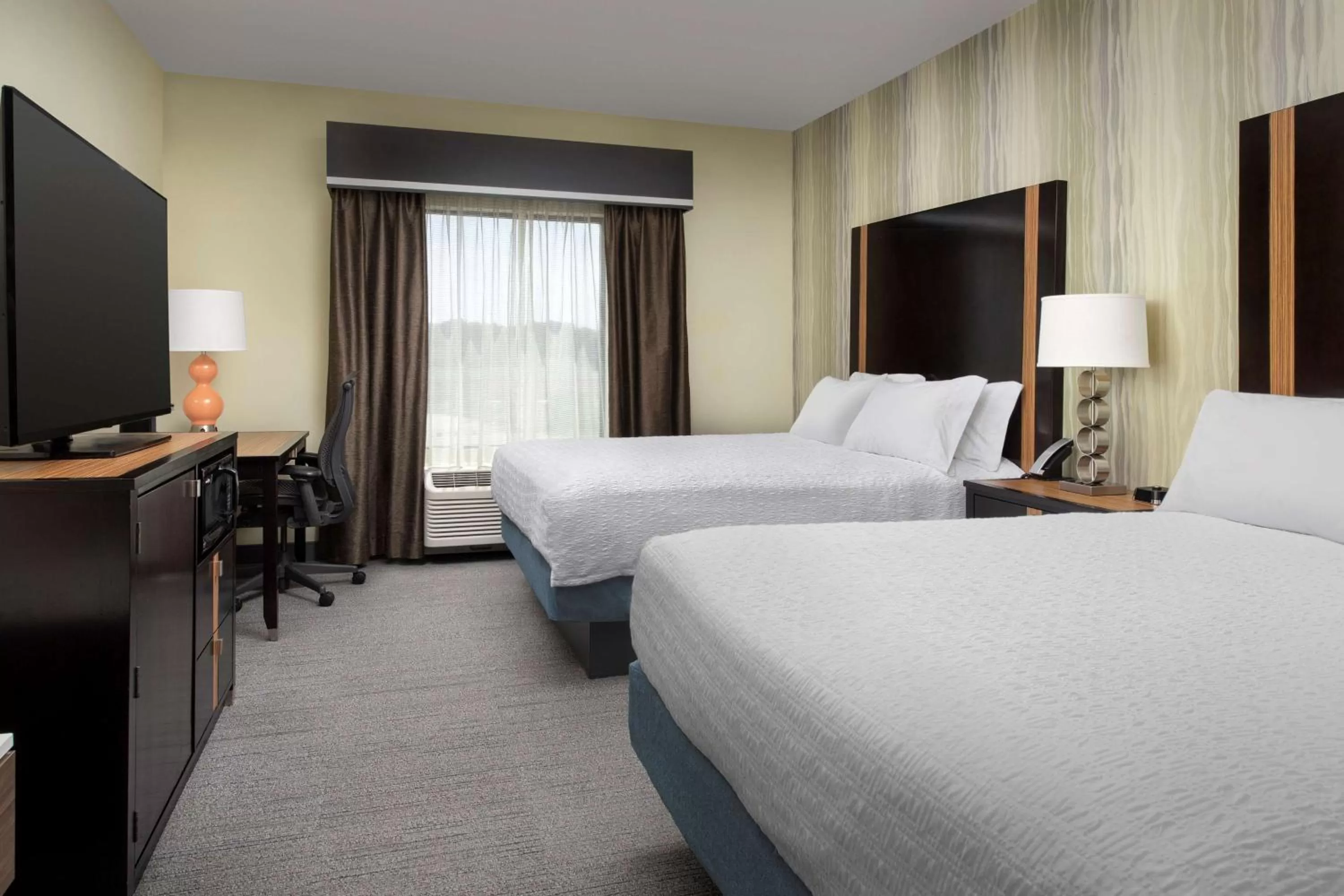 Room with Two Queen Beds - Non-Smoking in Hampton Inn Knoxville Clinton I-75