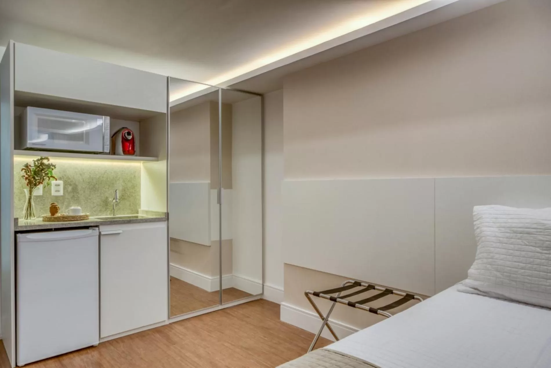 Double BrisaFlat (No View - First Floor) in Hotel Brisa Suites