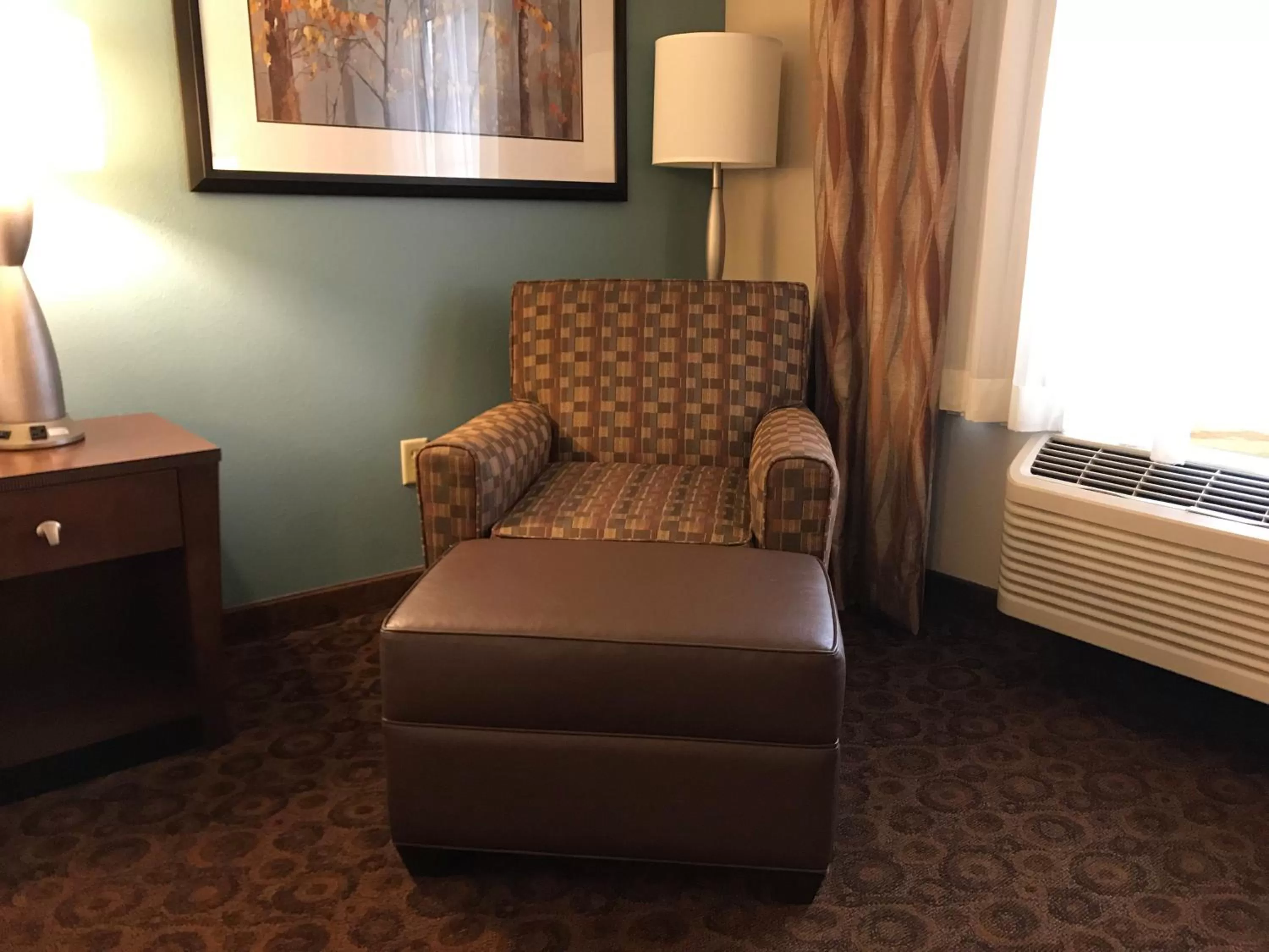 Standard Queen Room with Two Queen Beds in Holiday Inn Express and Suites St. Cloud by IHG