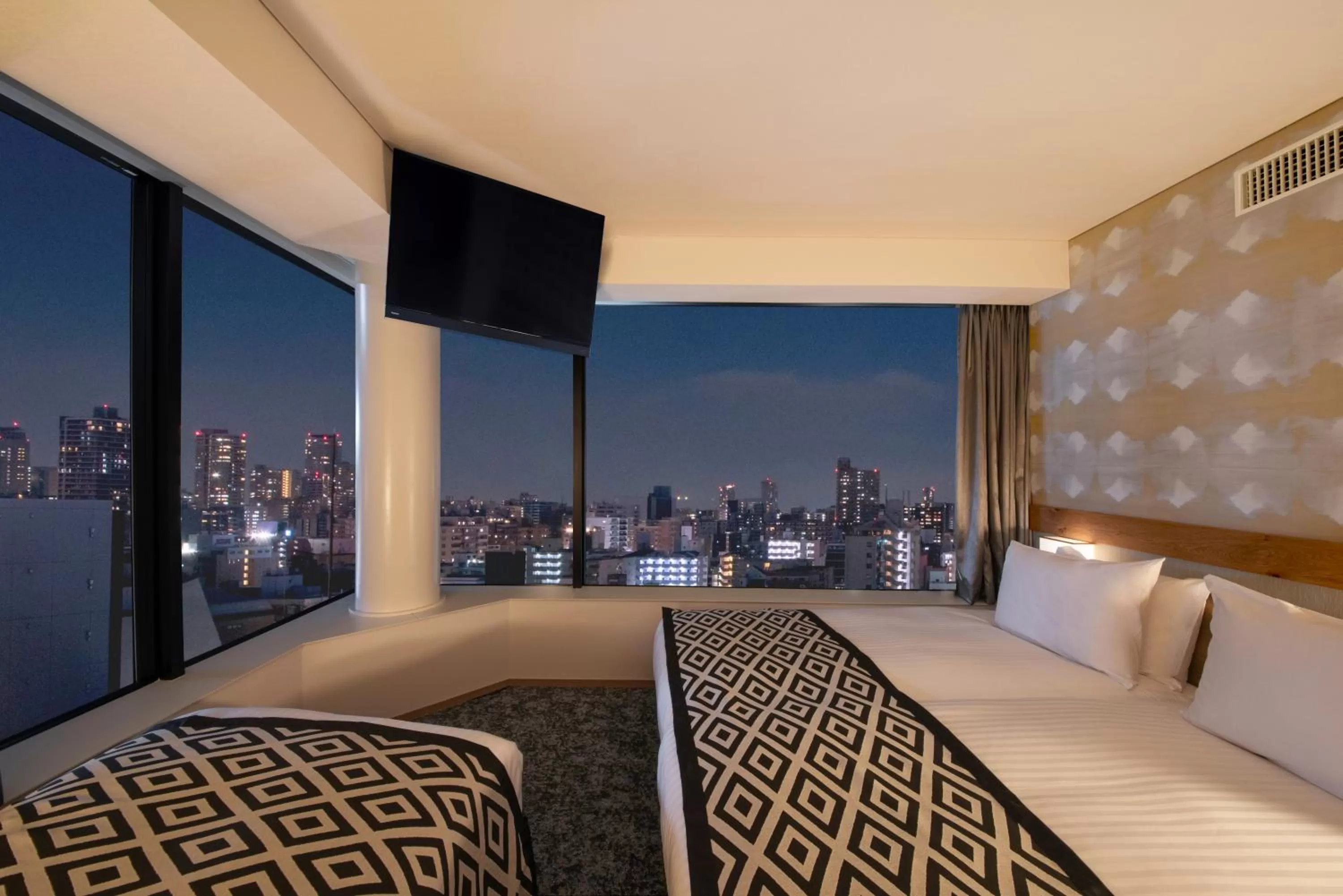 Deluxe Triple Room with Sofa bed in Hotel Vista Osaka Namba