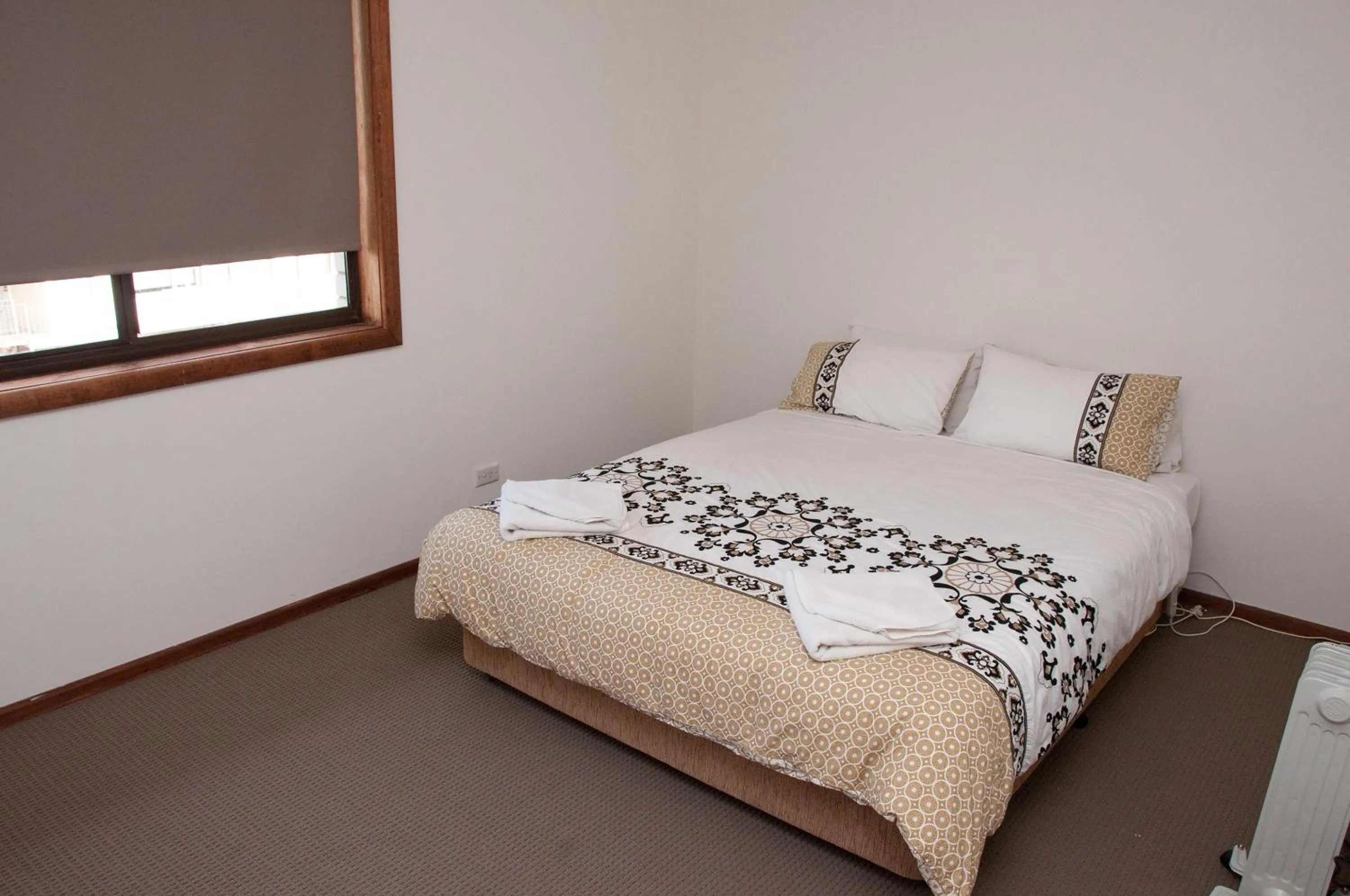 Apartment Four-Bedroom Upstairs in The Swiss Motel