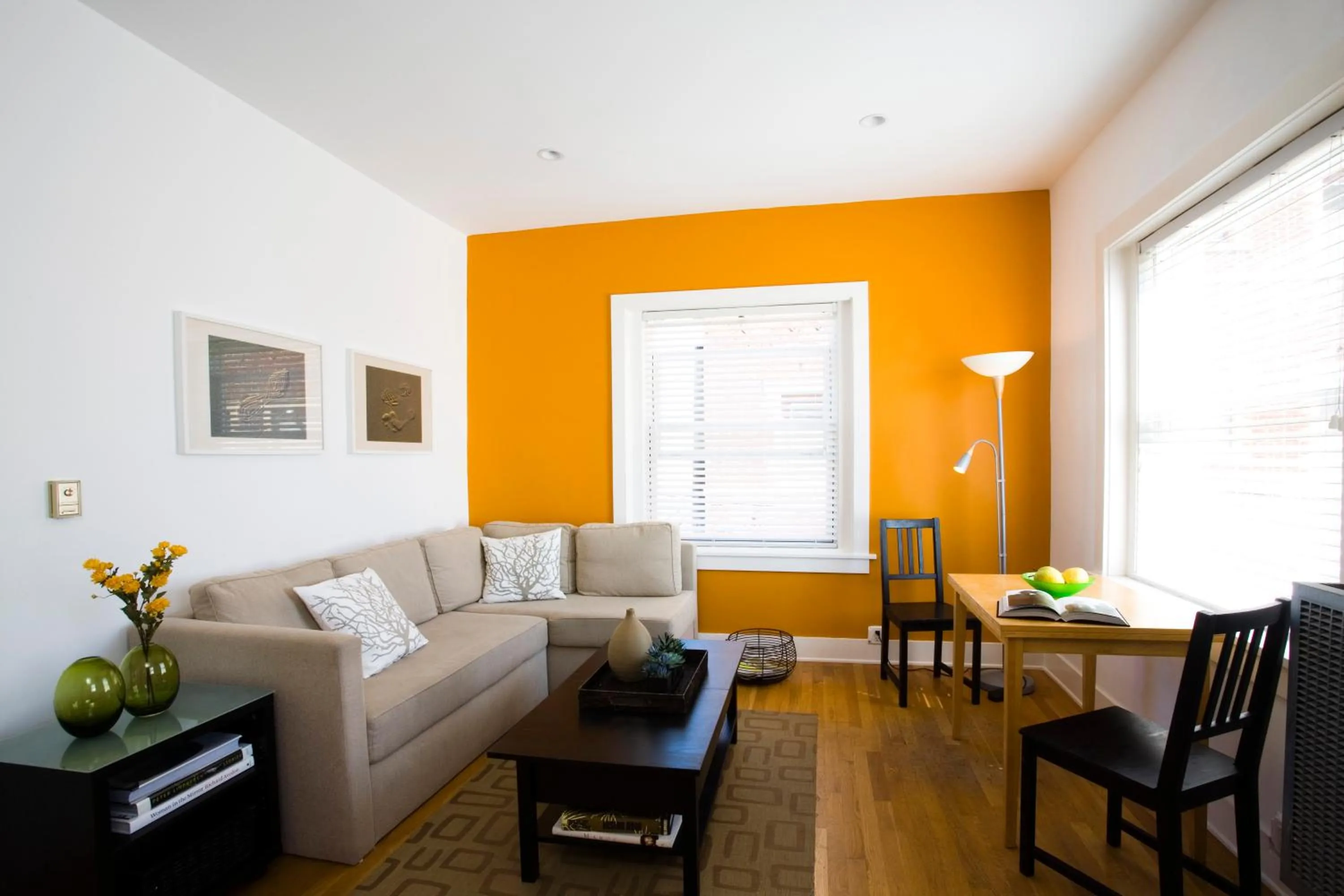 One Bedroom Suite - 1 Queen Bed and 1 Sofa Bed  in Venice Suites