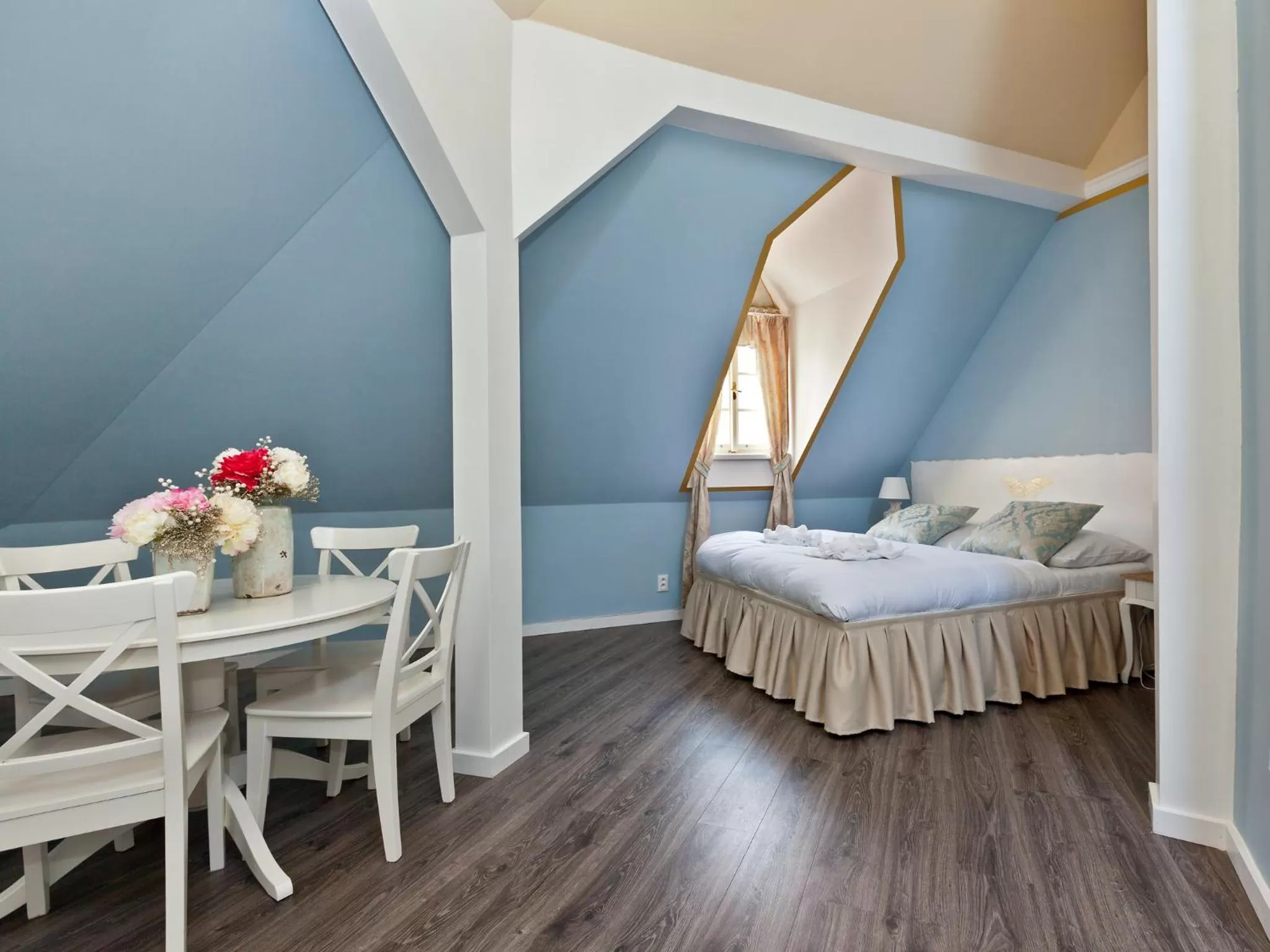 Deluxe Family Studio (4 Adults) in Cathedral Prague Apartments