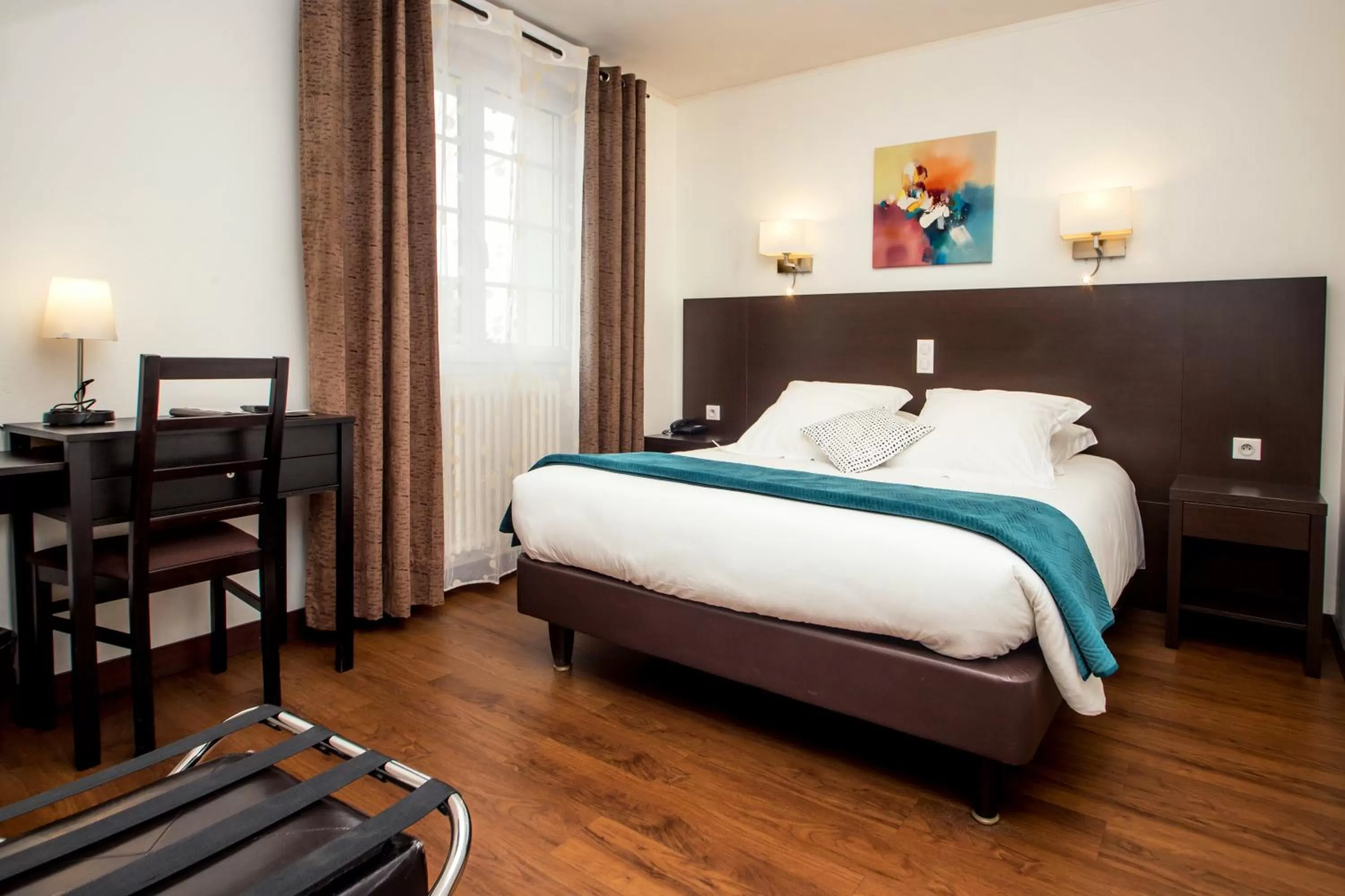 Comfort Double Room in The Originals Boutique, Hôtel de La Baie de Morlaix