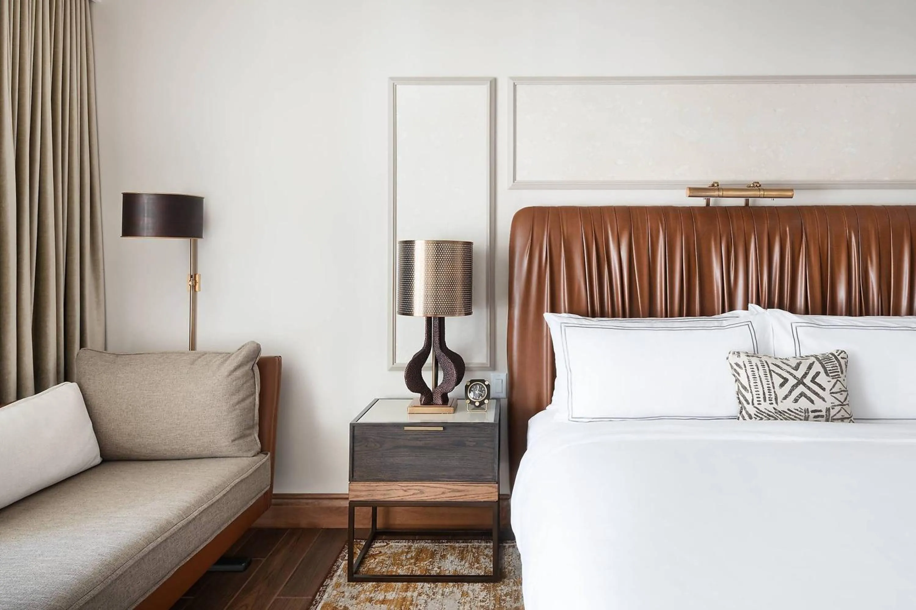 King Room with City View - Hearing Accessible in The Ben, Autograph Collection