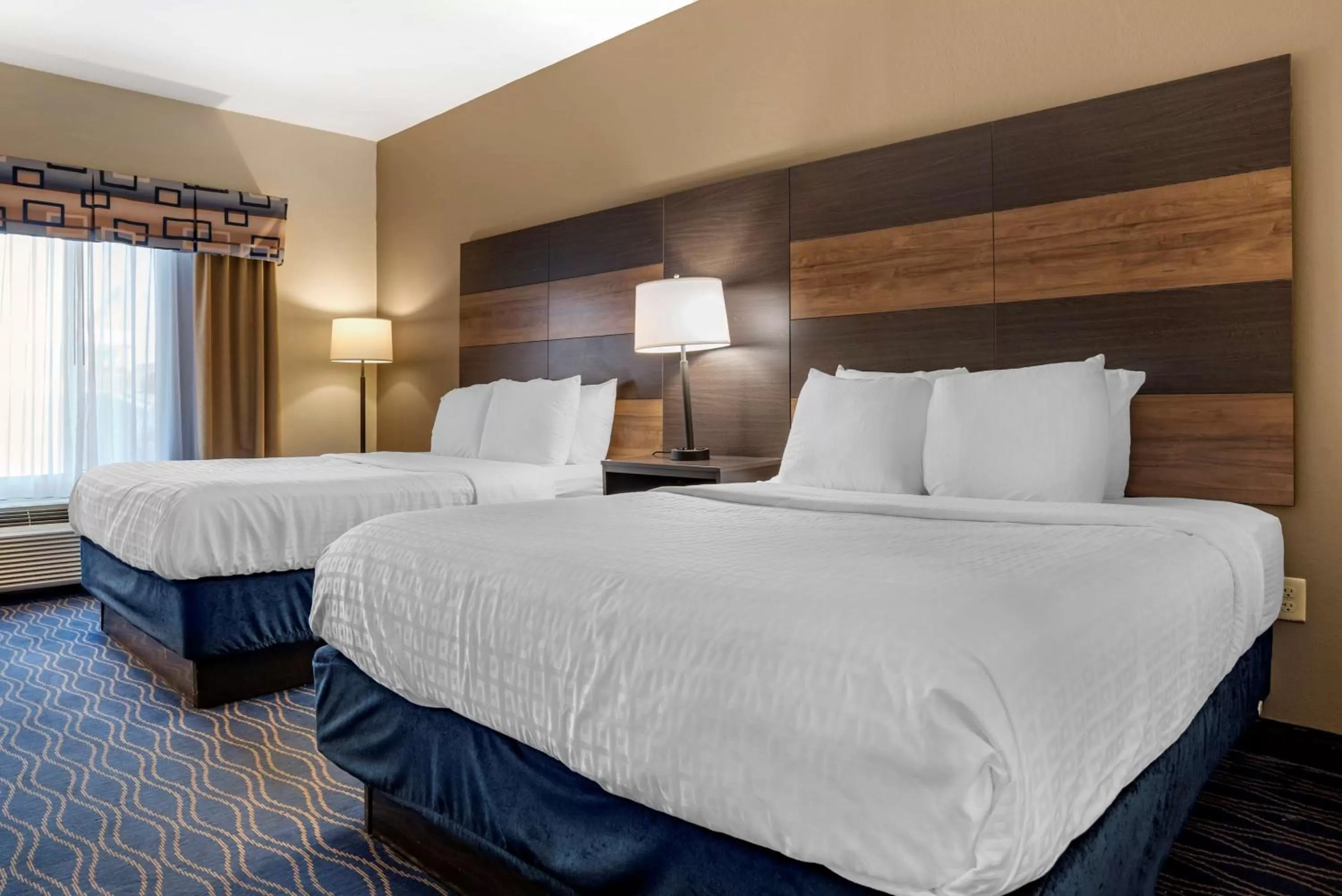 Queen Room with Two Queen Beds - Non-Smoking in Best Western Troy Inn