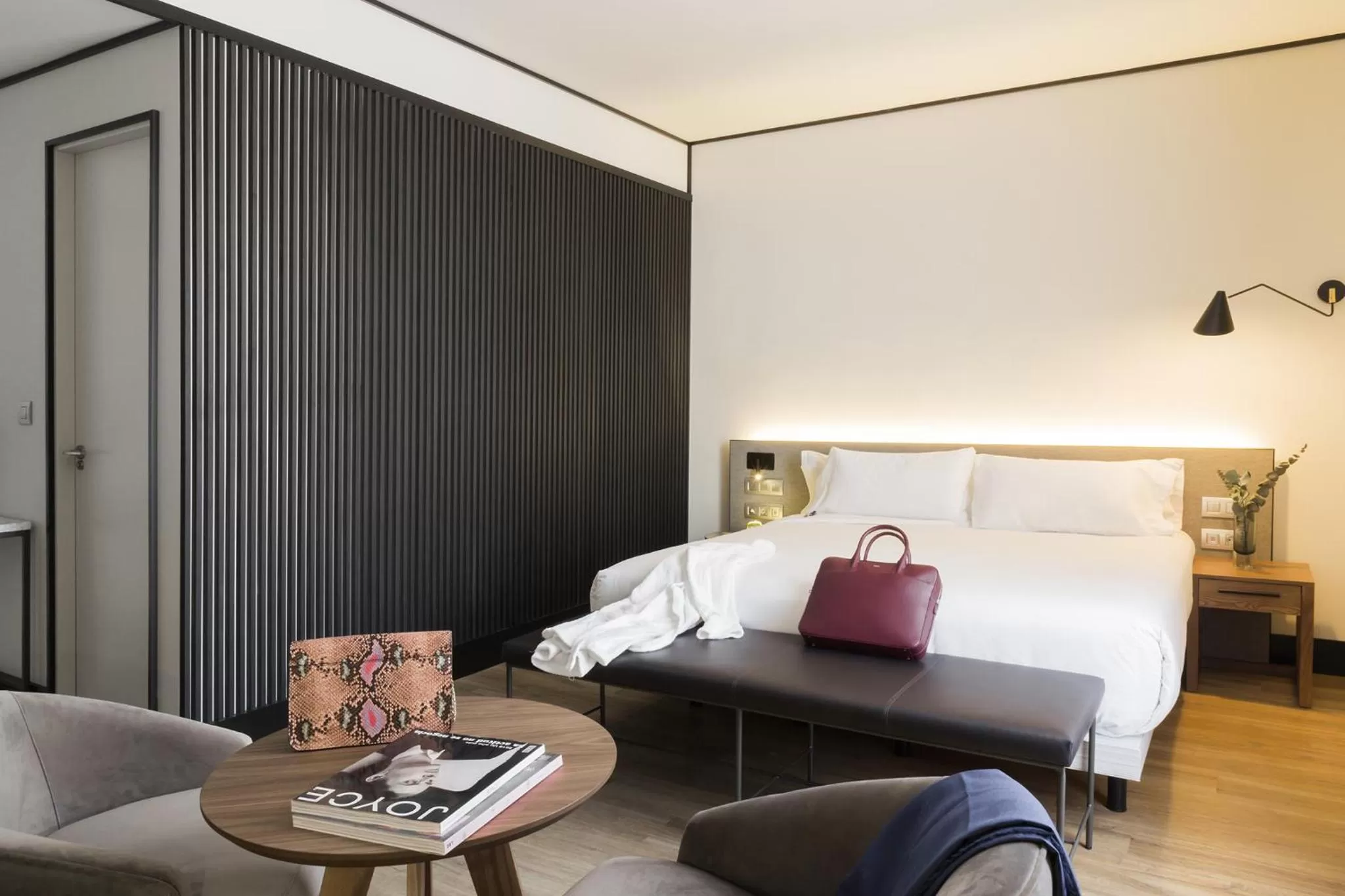 Superior Double Room in ICON Embassy