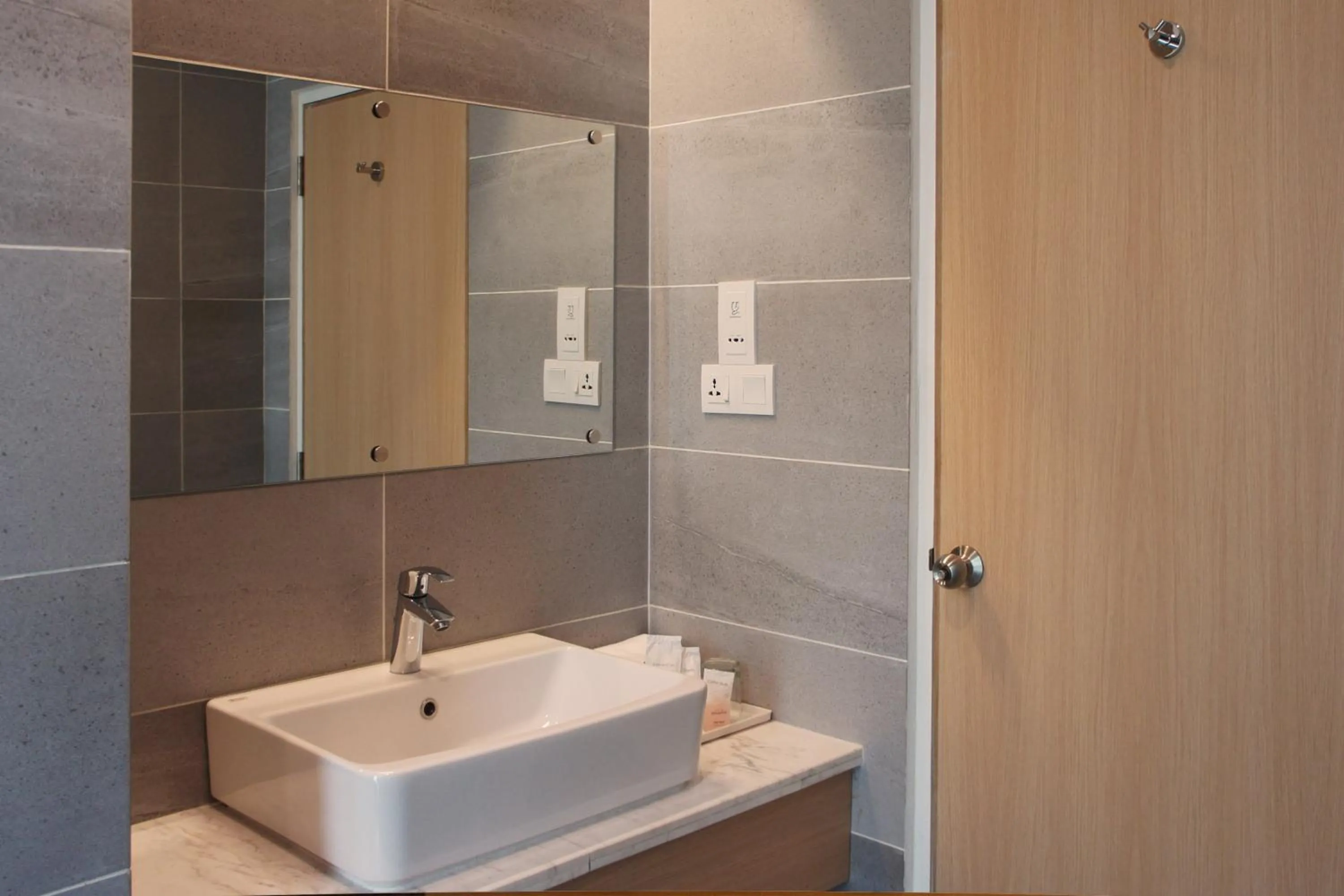 Premier King Room in Wyne Hotel