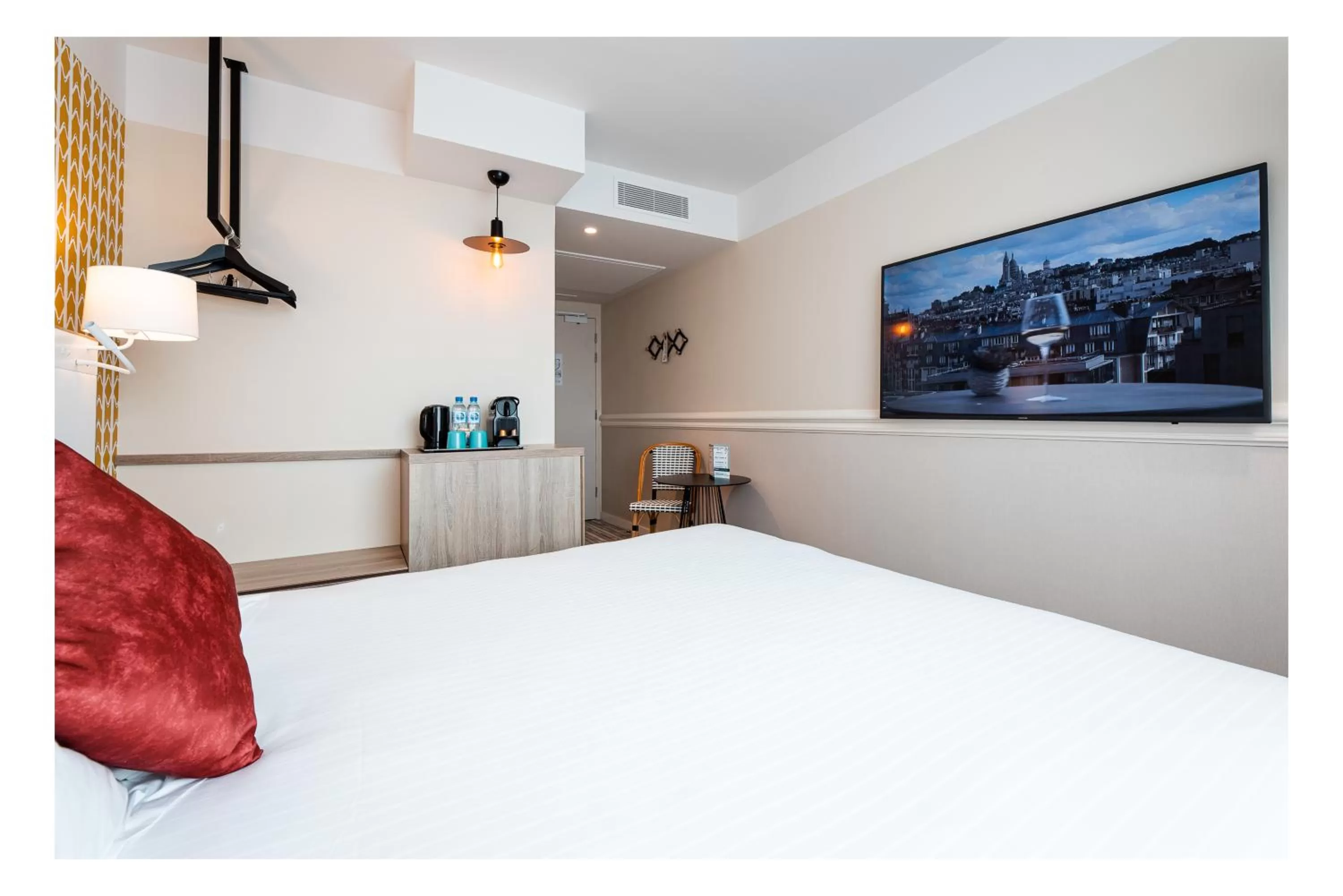 Family Suite in The Originals Boutique, Hôtel Maison Montmartre, Paris