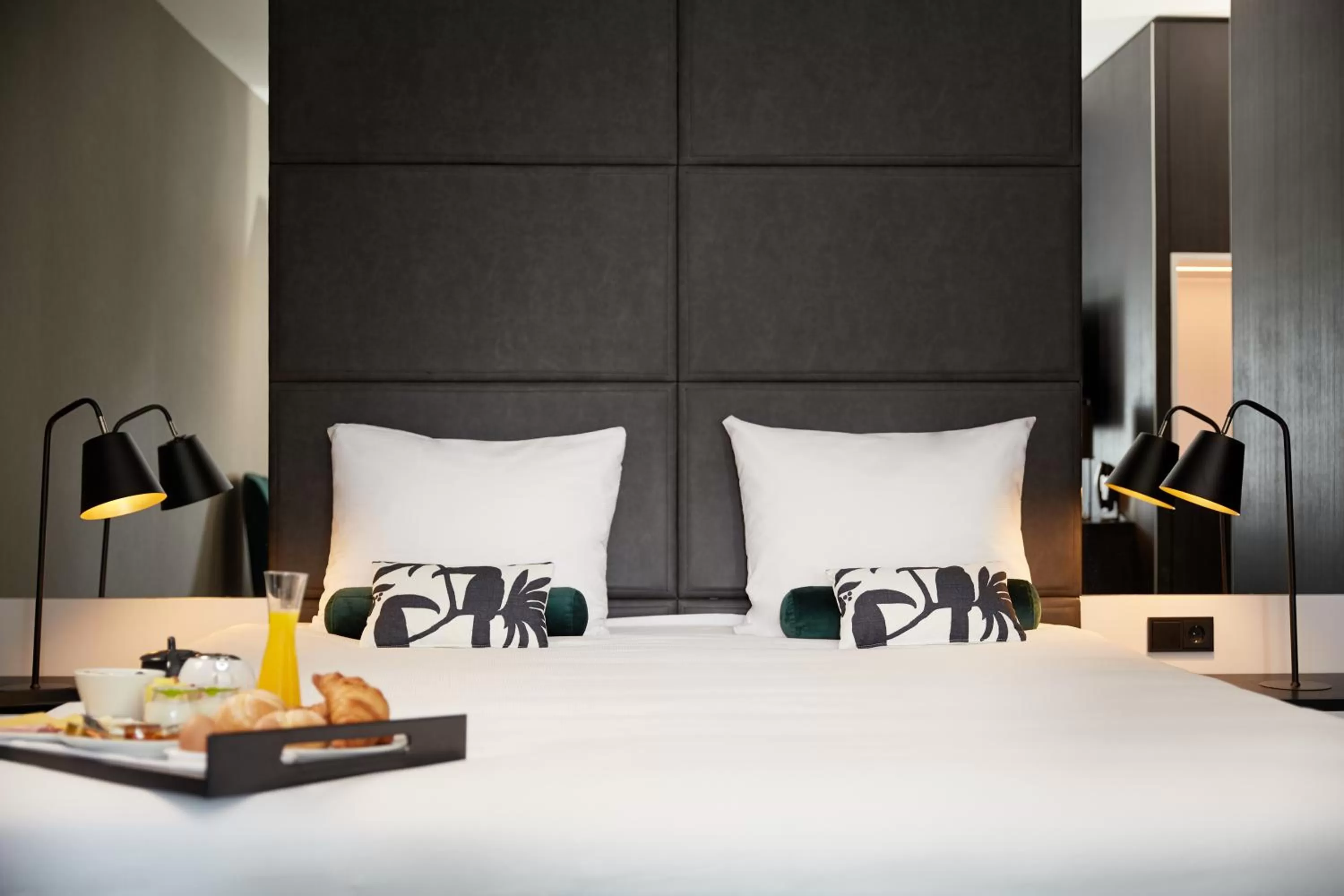 Superior Double Room in Van der Valk Zaltbommel-A2