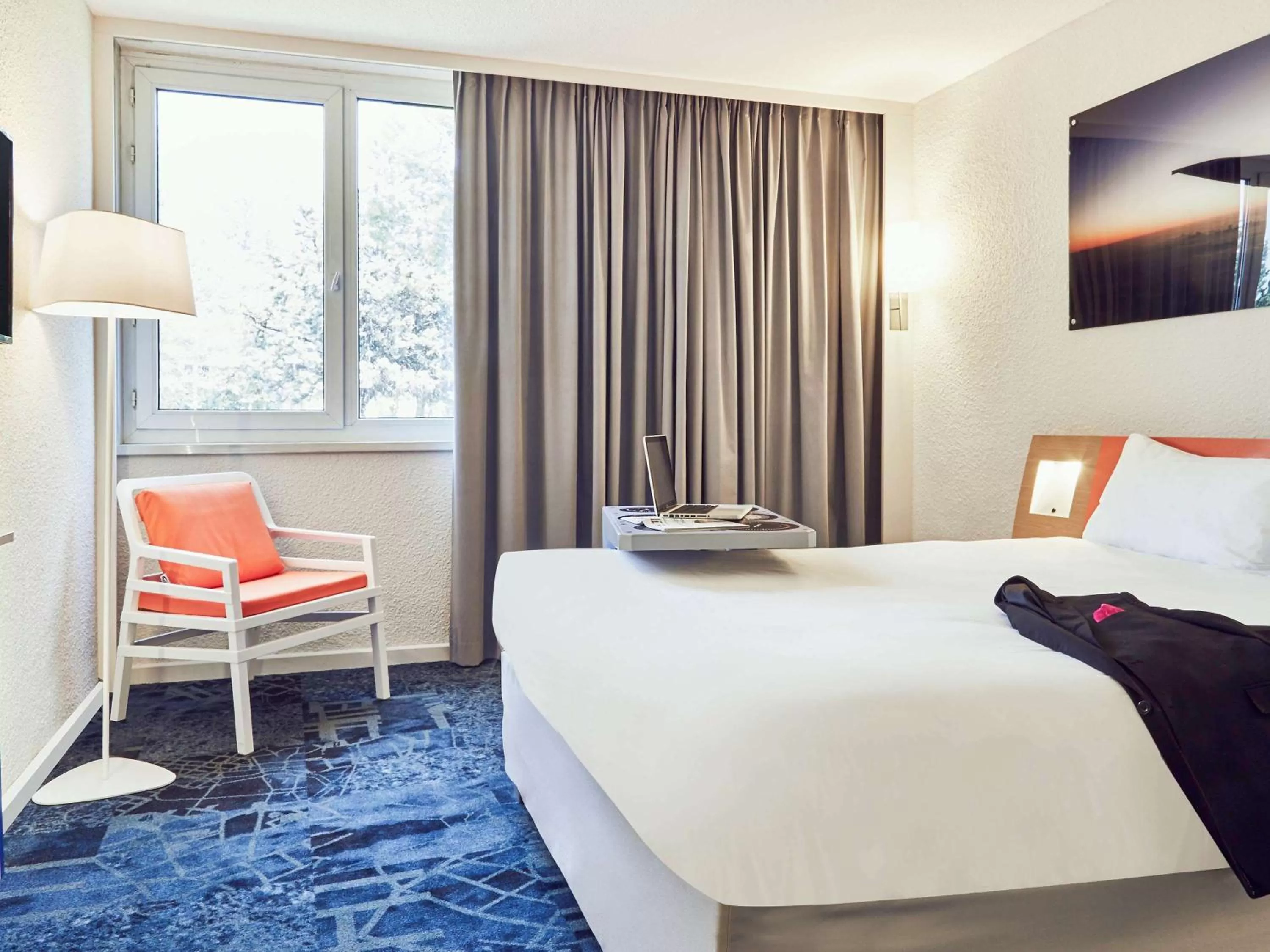 Economy Double Room in ibis Styles Marseille Aéroport