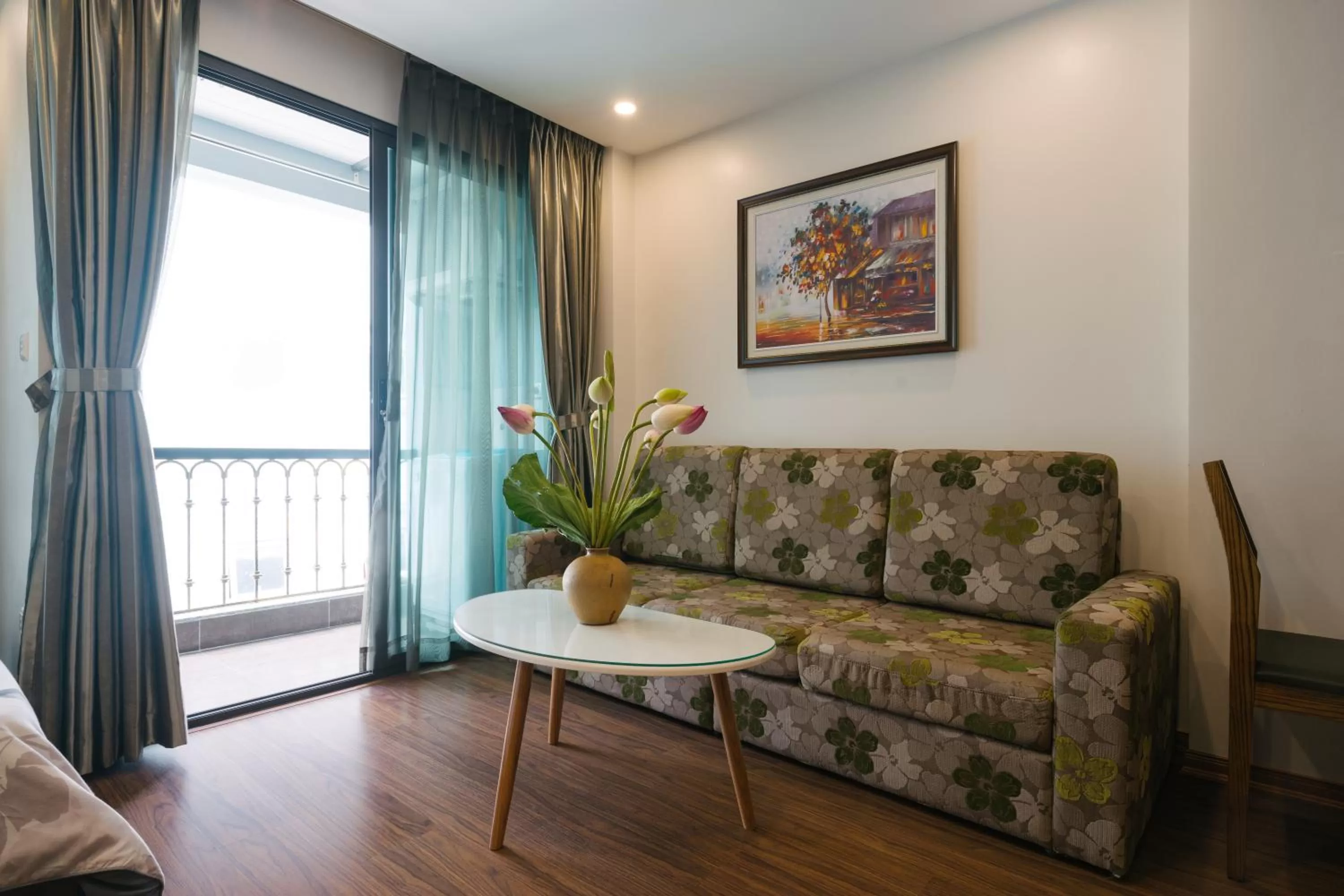 Apartment with Balcony - single occupancy in Zody House