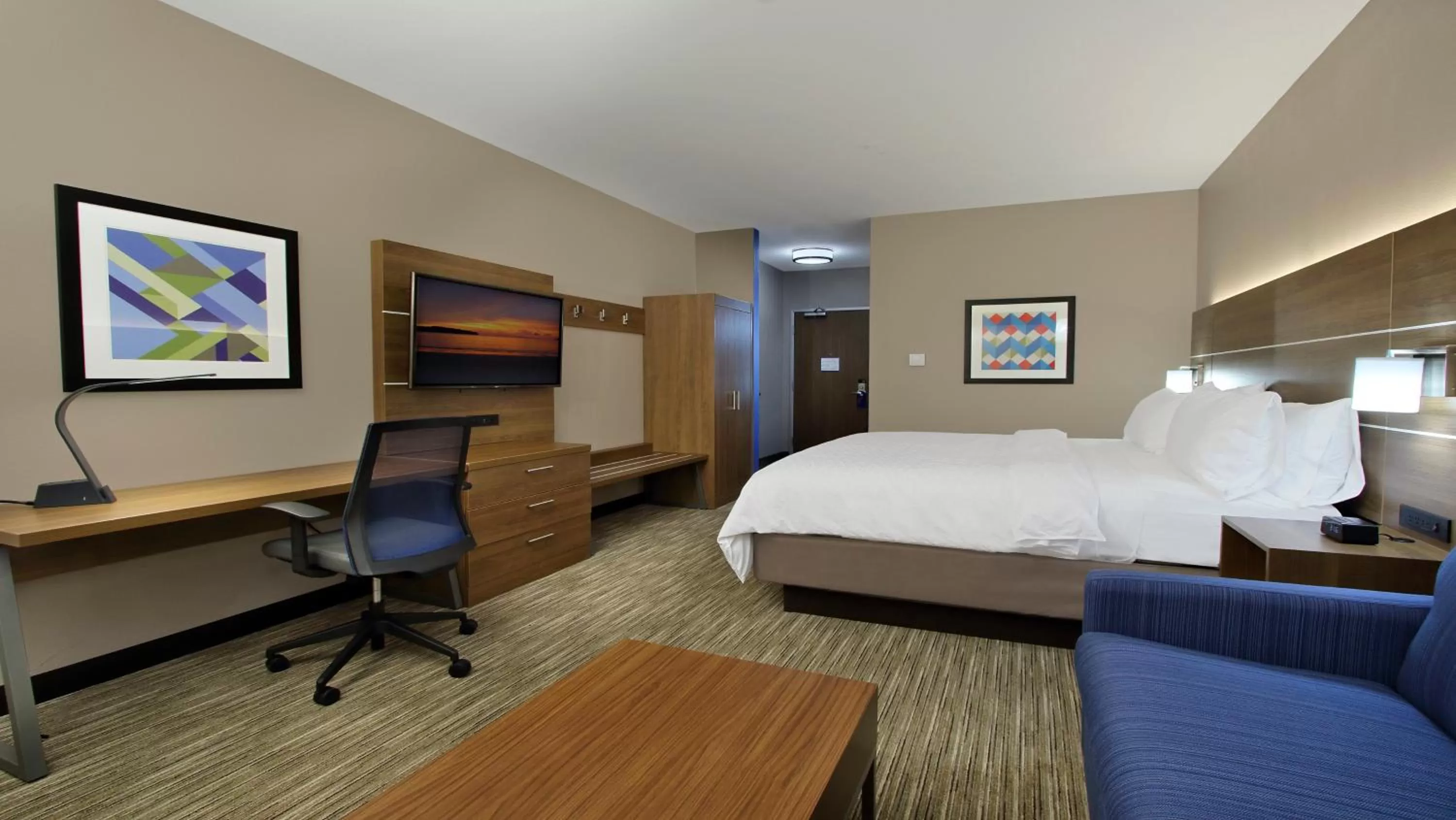 King Suite - Disability Access in Holiday Inn Express & Suites Dallas Frisco NW Toyota Stdm by IHG