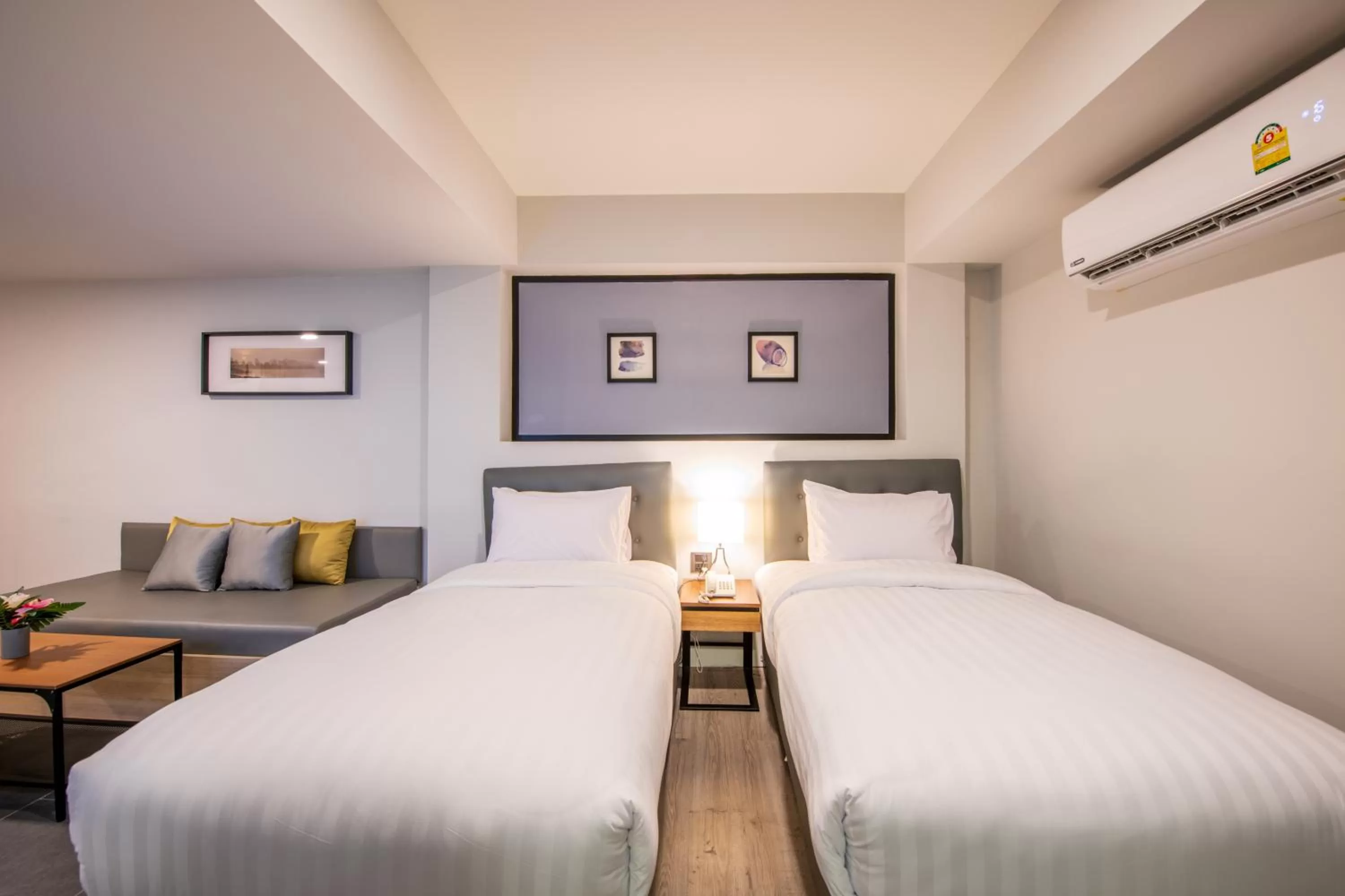 Superior Twin Room in Mayson Place Hotel