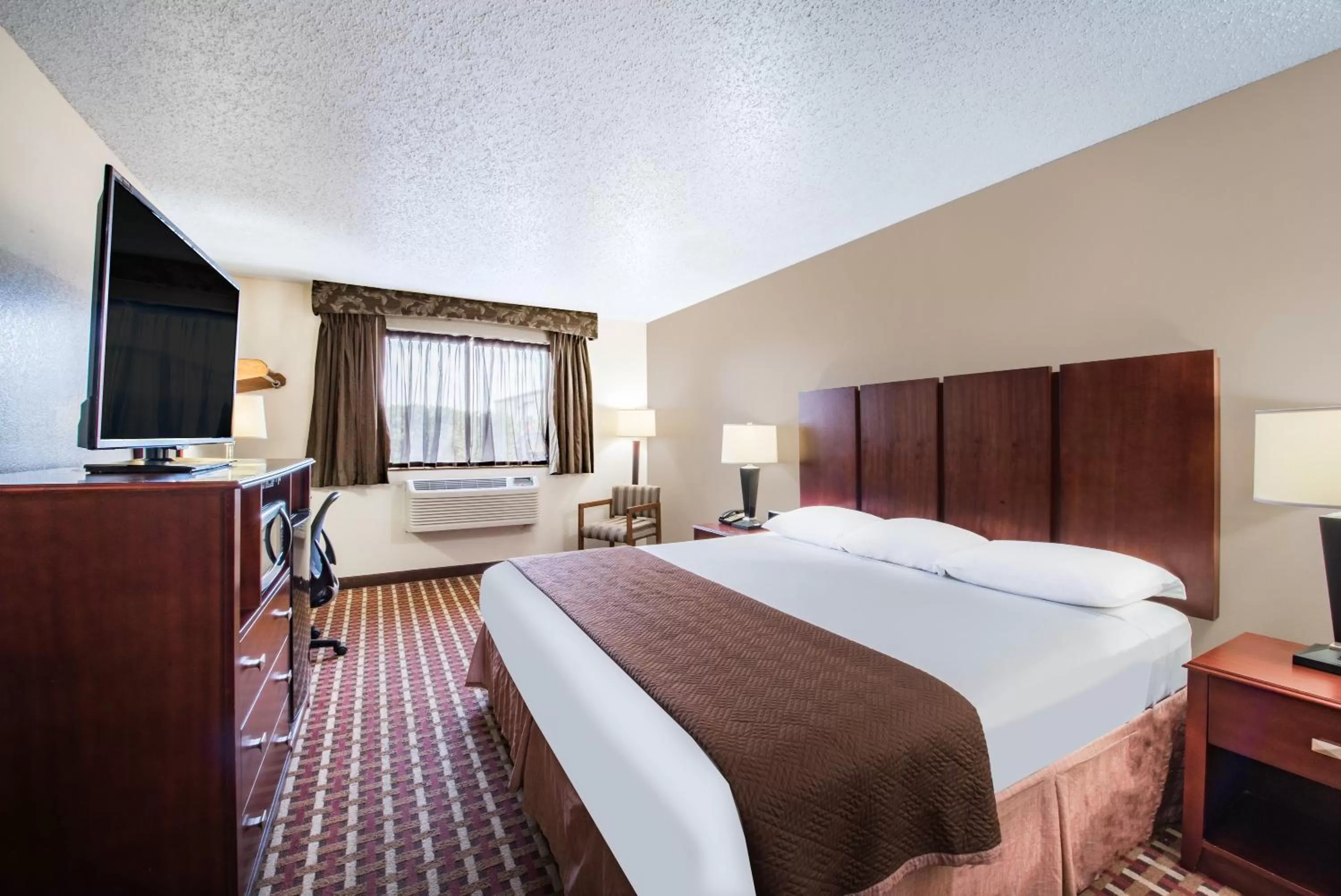 King Room -Smoking in Super 8 by Wyndham Harlingen TX