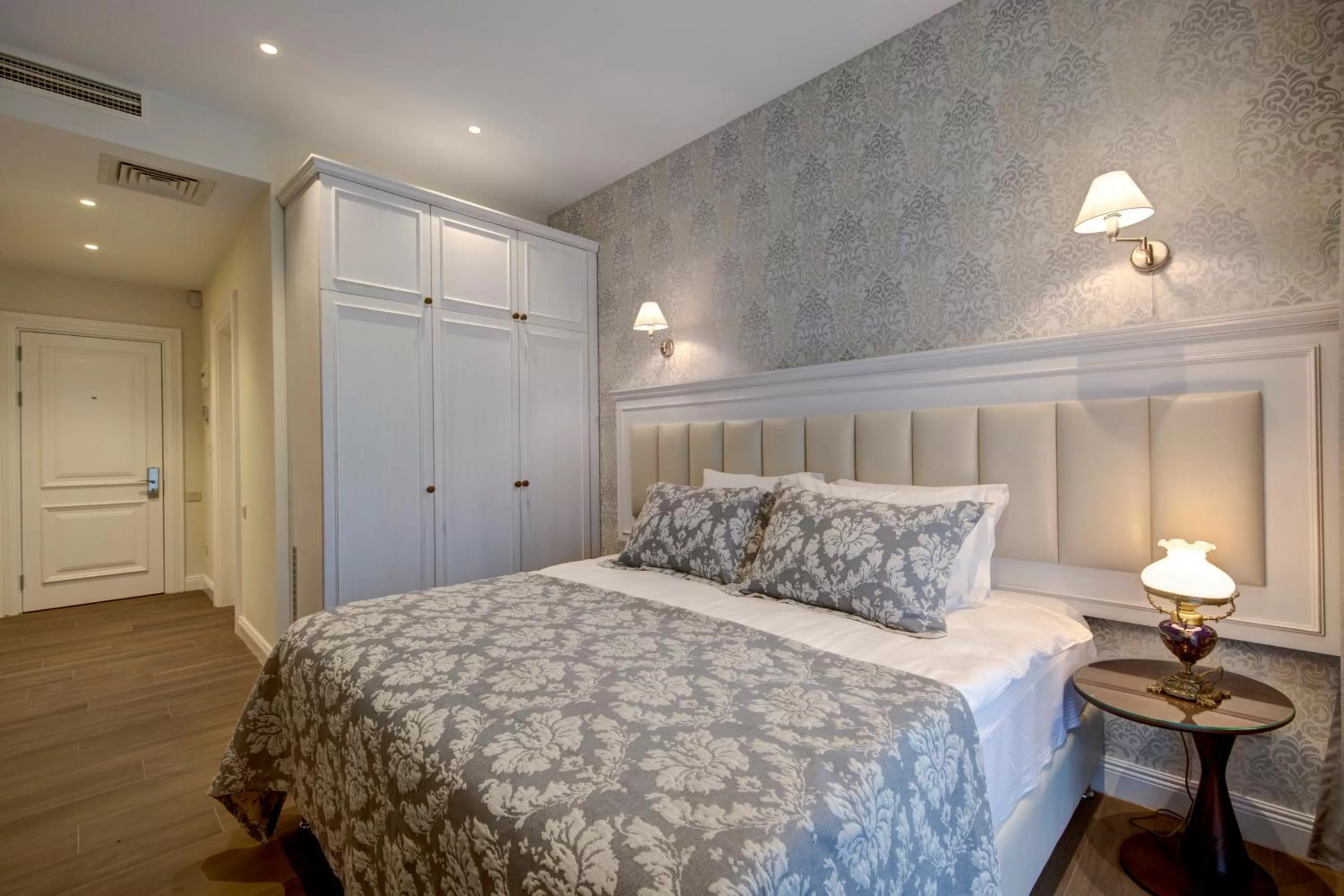 Superior Twin Room with City View in Hotel Passport Tbilisi