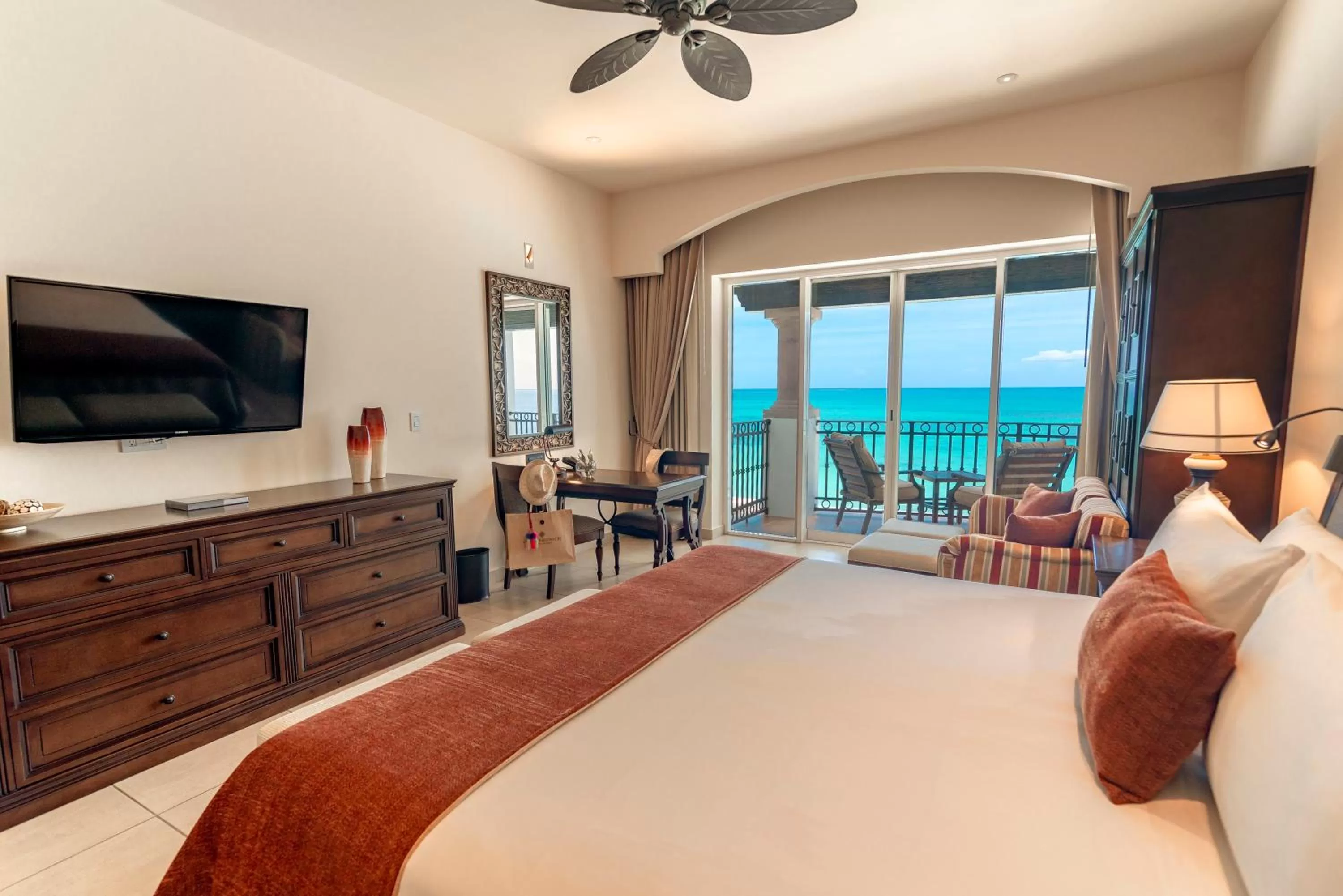Junior Suite with King Bed, Beachfront, Non-Smoking in Grand Residences Riviera Cancun, All Inclusive
