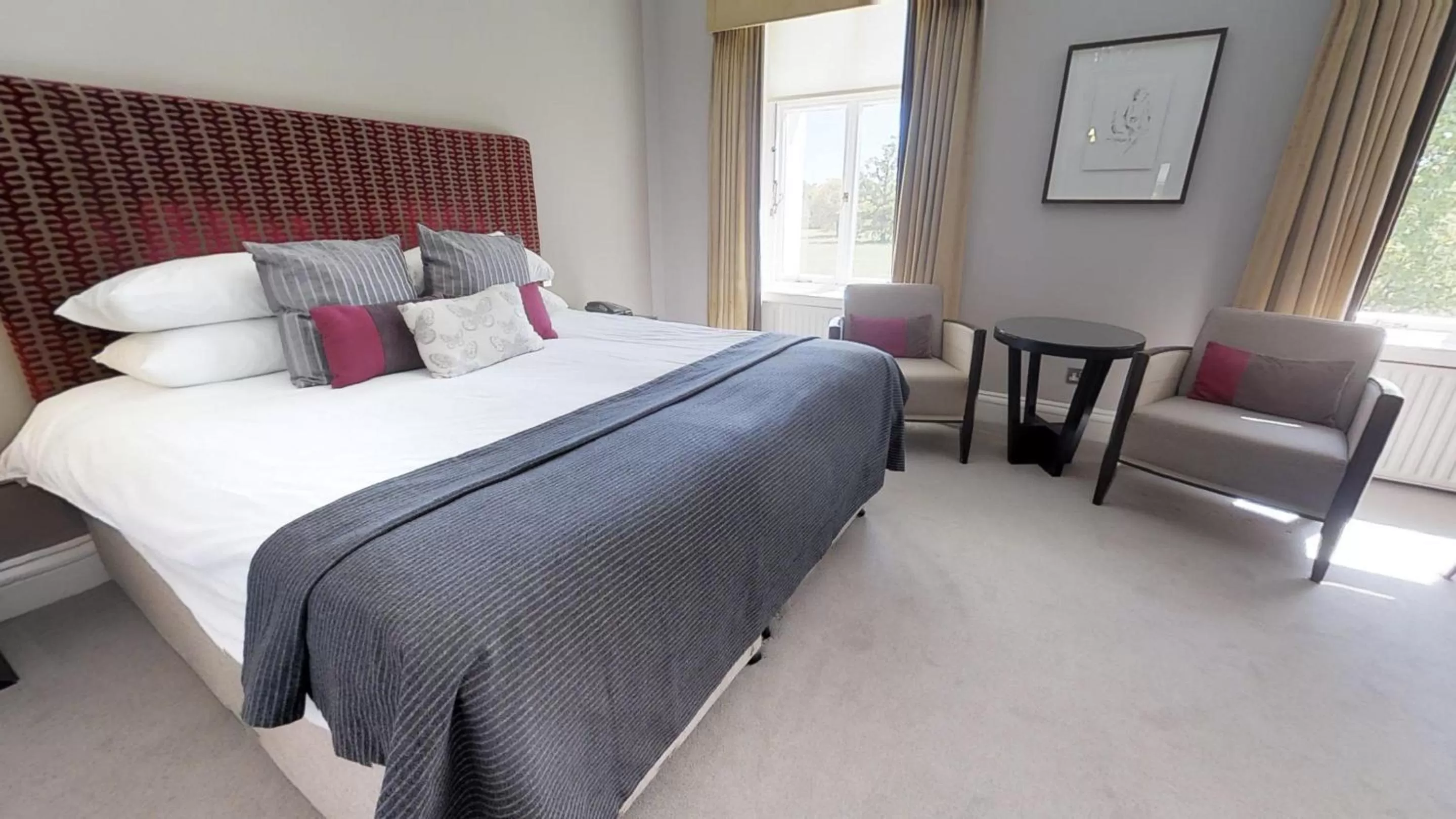 Deluxe Double Room in Milton Hill House
