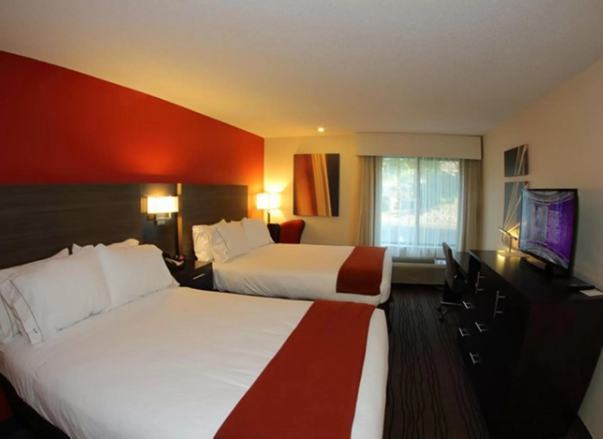 Double Room - Hearing Accessible/Non-Smoking in Holiday Inn Express Brentwood-South Cool Springs, an IHG Hotel