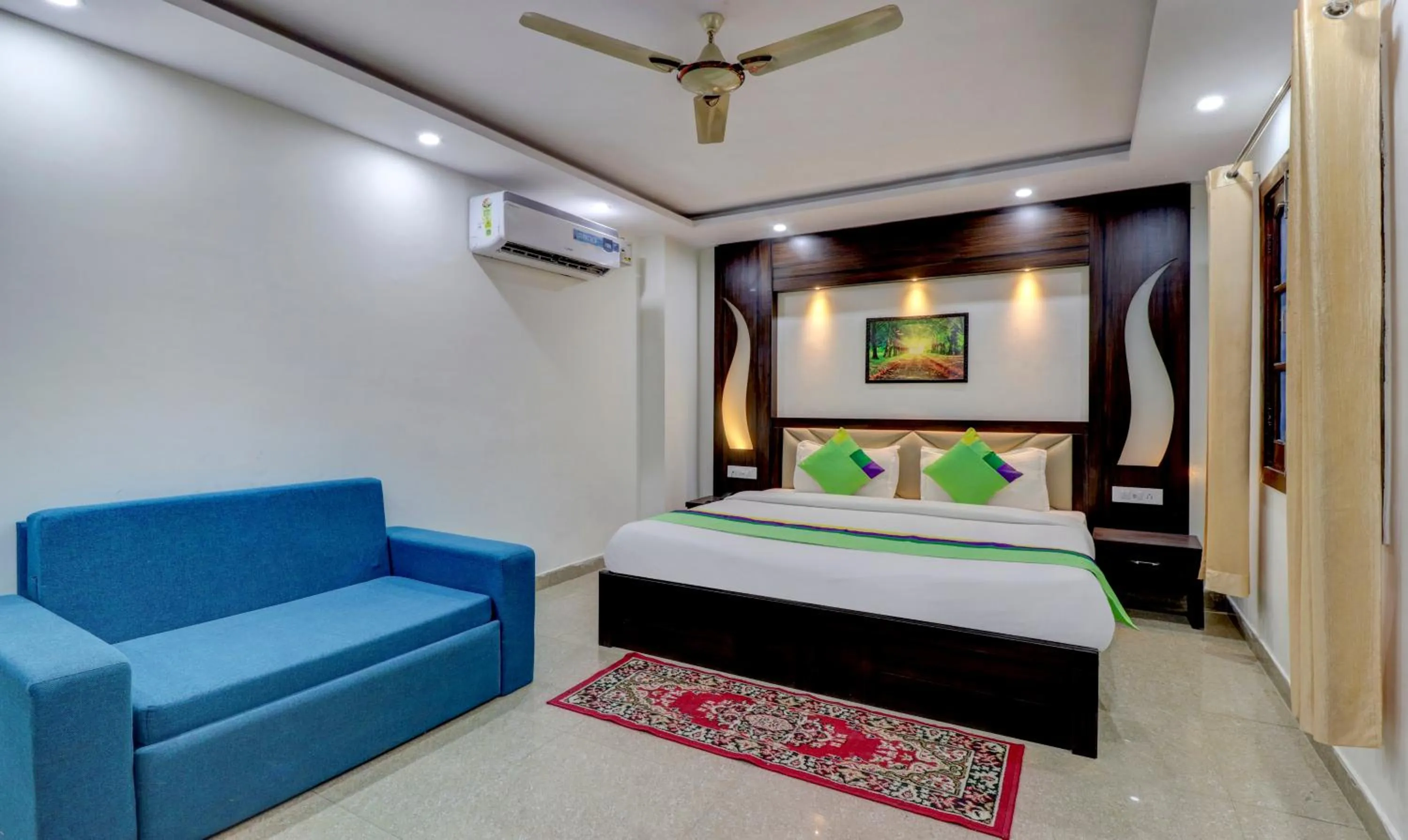 Superior Double Room in Itsy Hotels NV, Tapovan