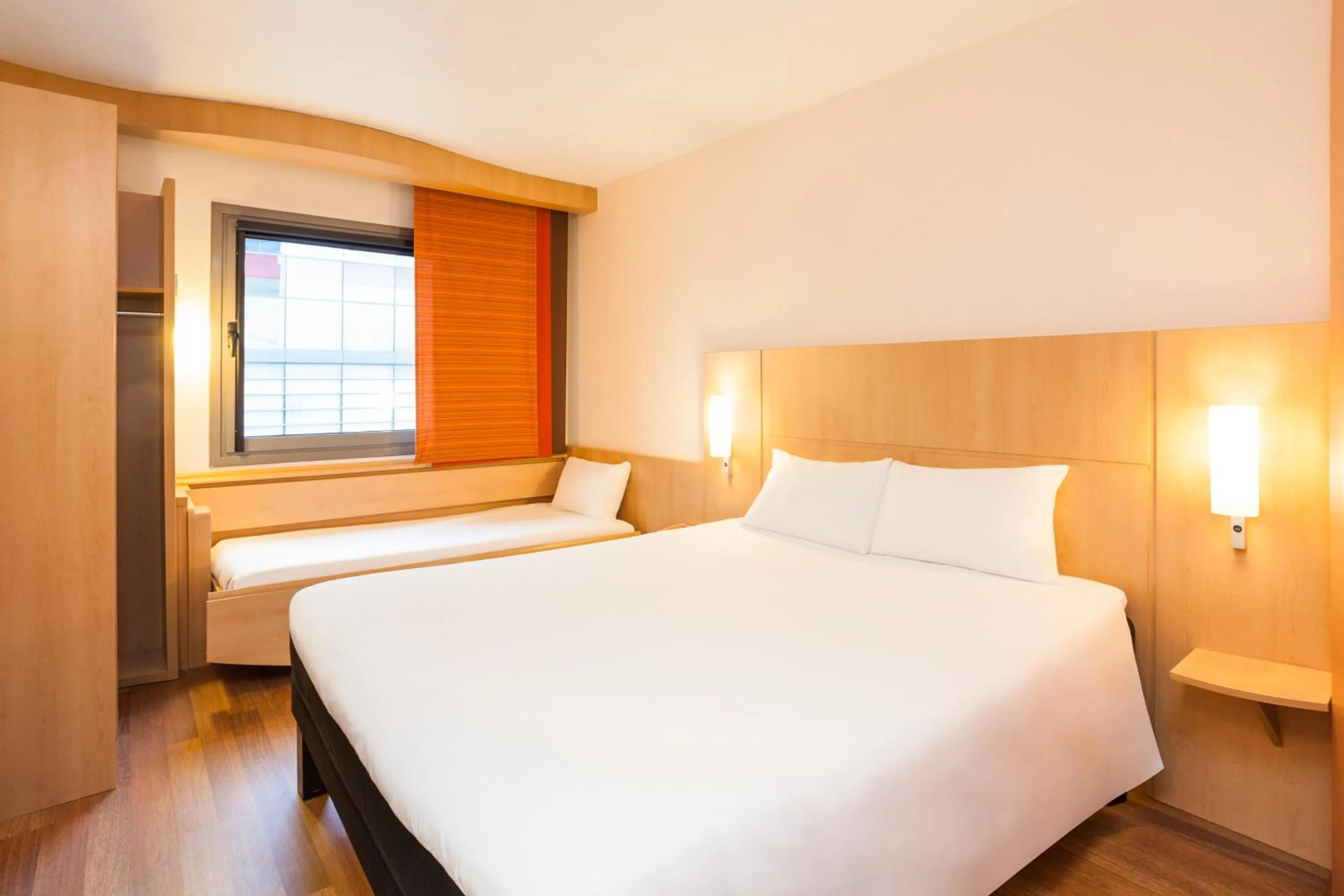 Double Room in Ibis Madrid Alcobendas