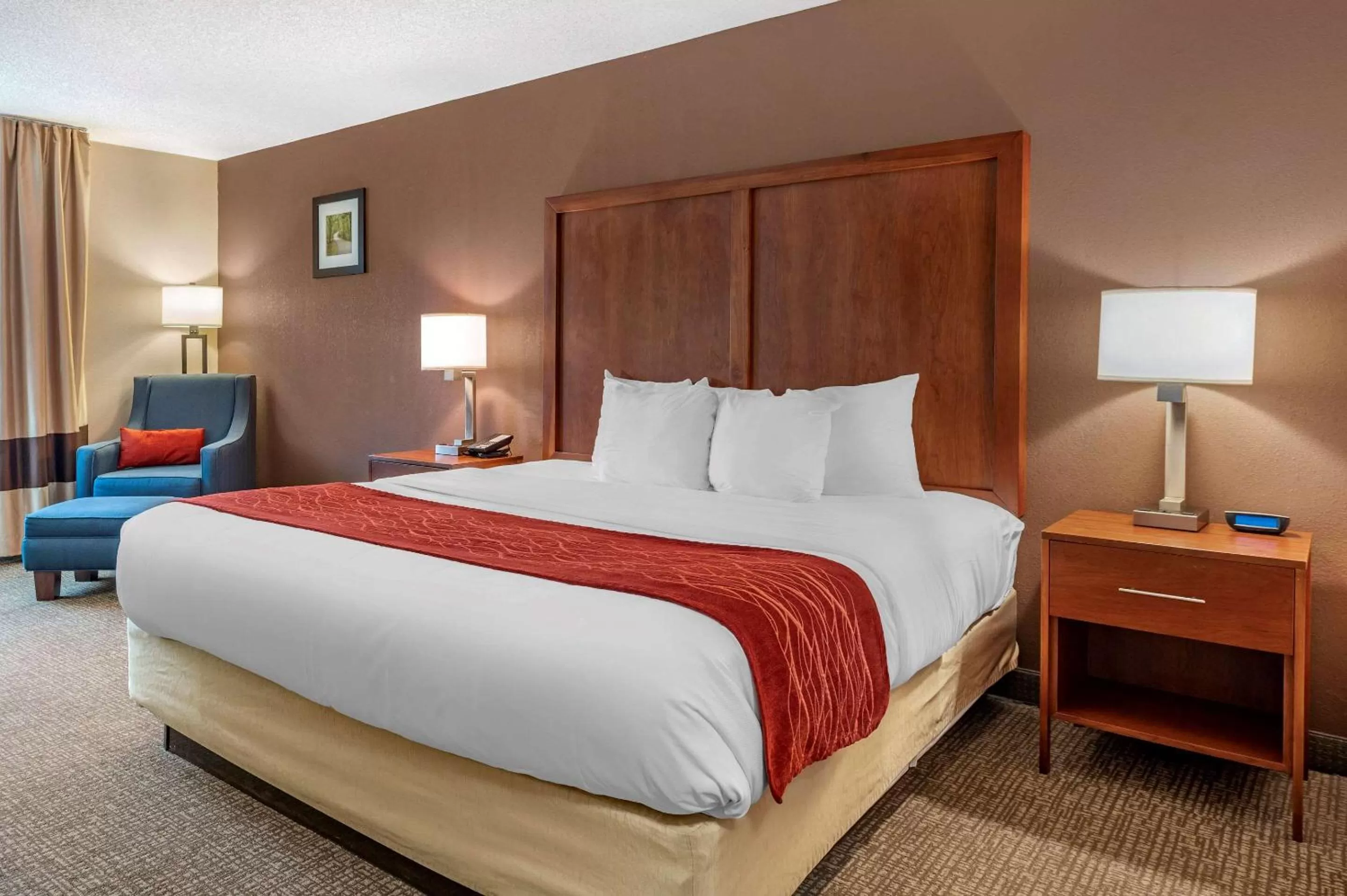 King Room-Nonsmoking in Comfort Inn & Suites Lawrenceburg