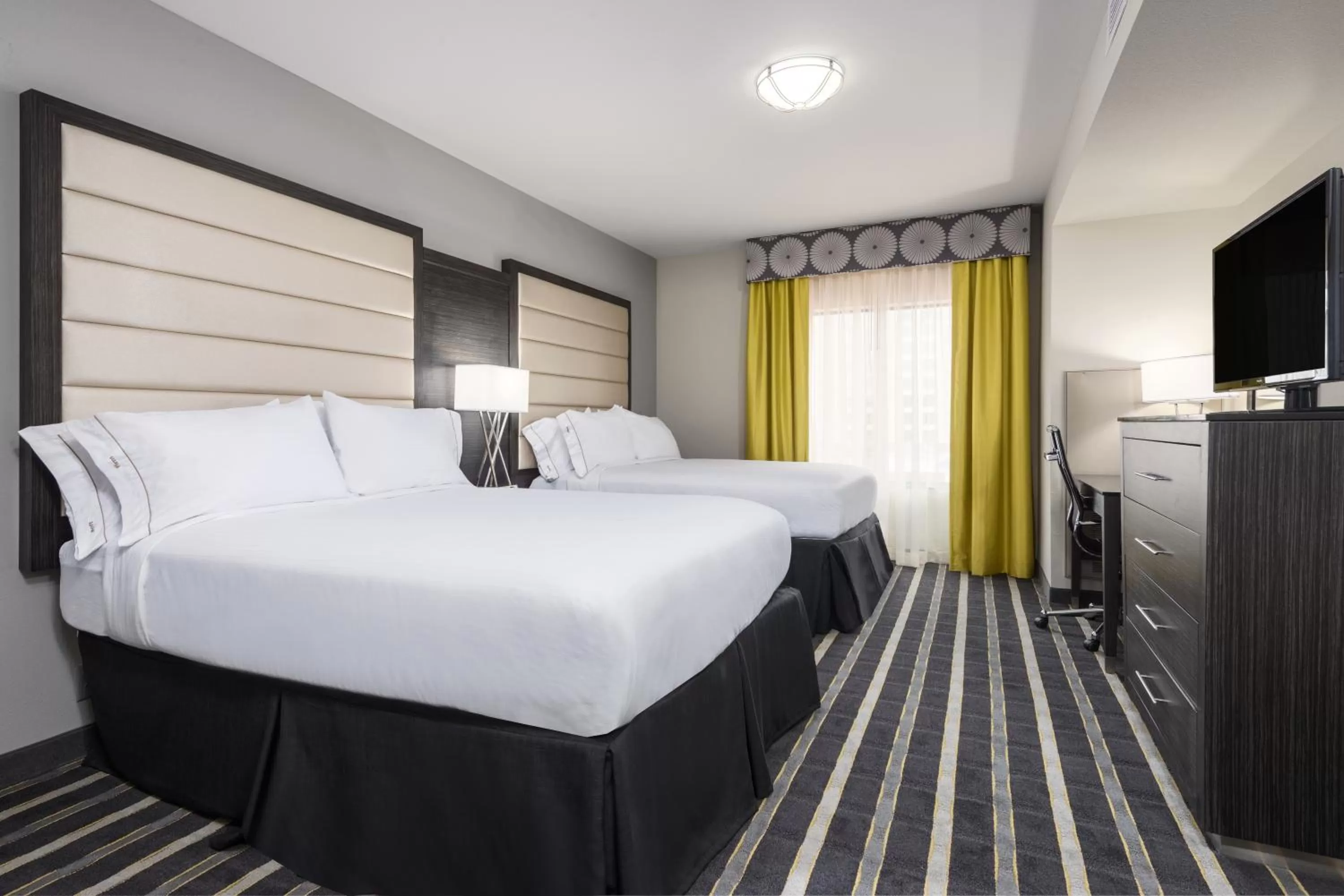 Holiday Inn Express and Suites Norman by IHG