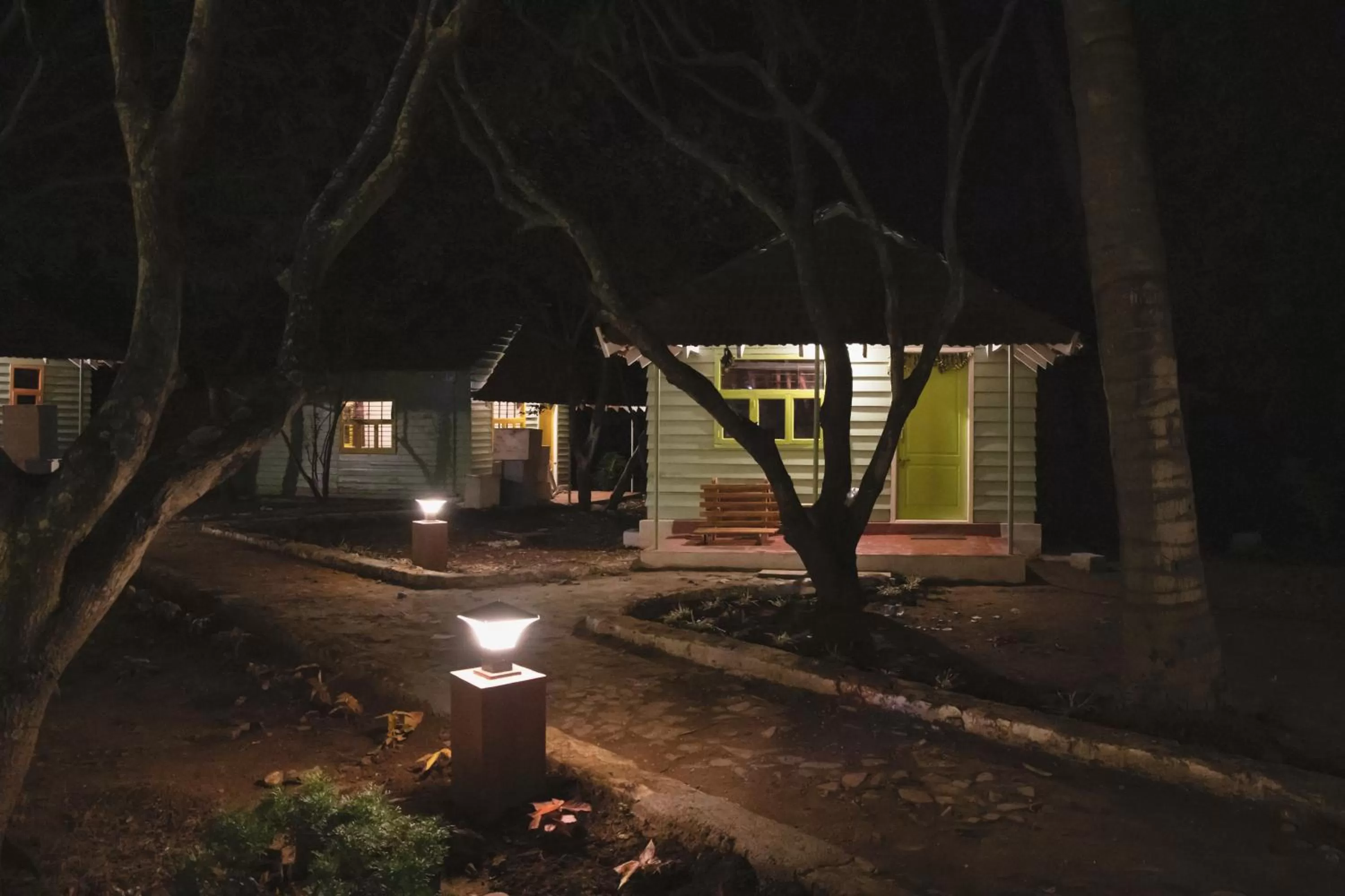 Bed in 6-Bed Mixed Dormitory Room in Commune18 Resort Chikmagalur