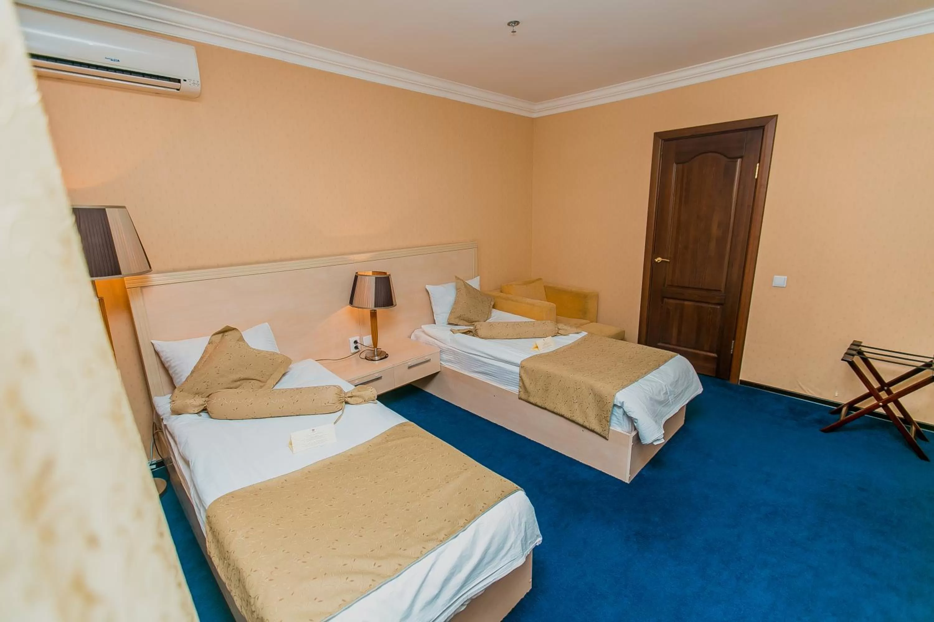 Budget Twin Room in King Hotel Astana