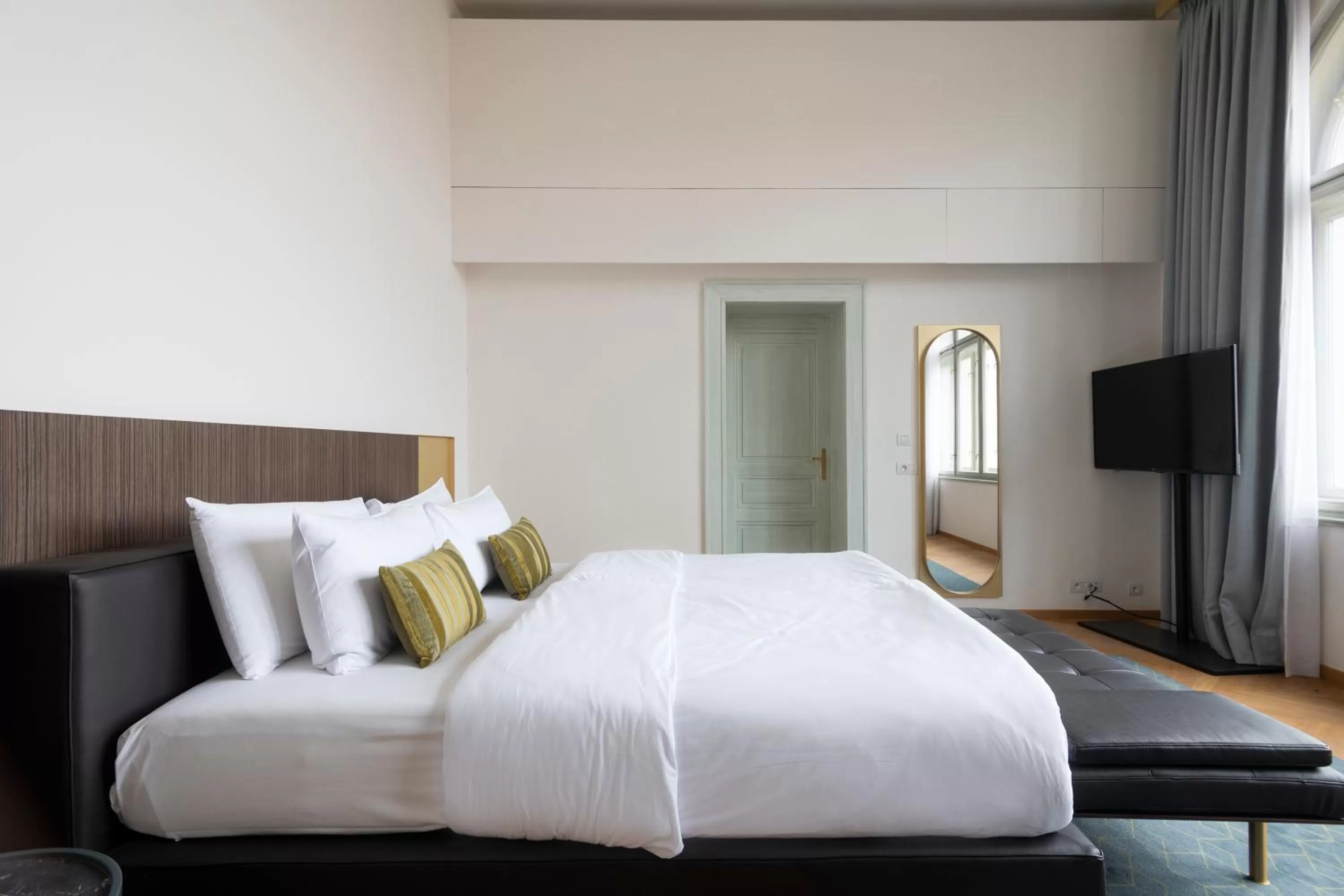 Family Room in Mottl House by Adrez