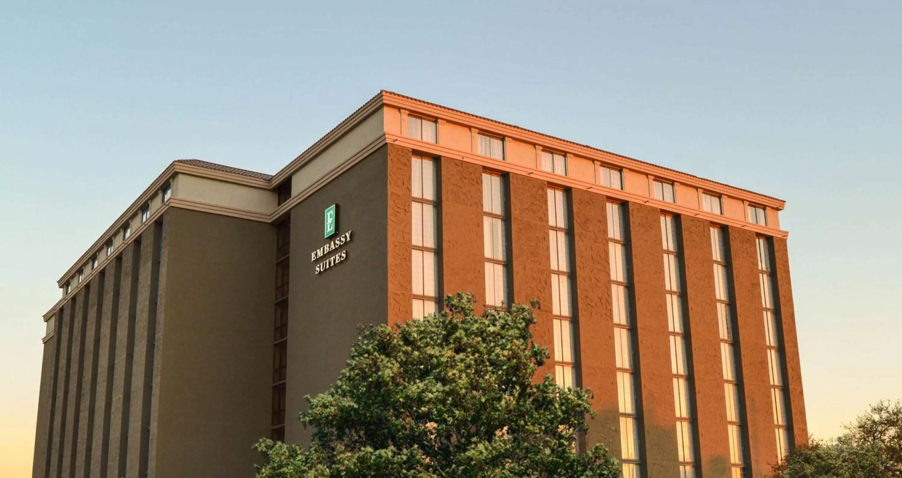 Embassy Suites by Hilton Austin Central