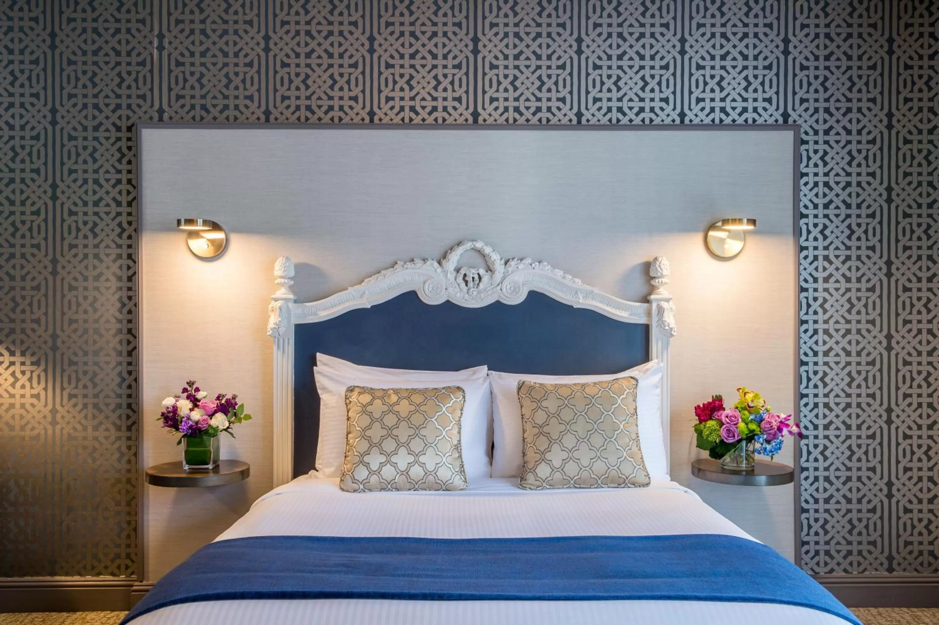 Superior Queen Room in Warwick San Francisco