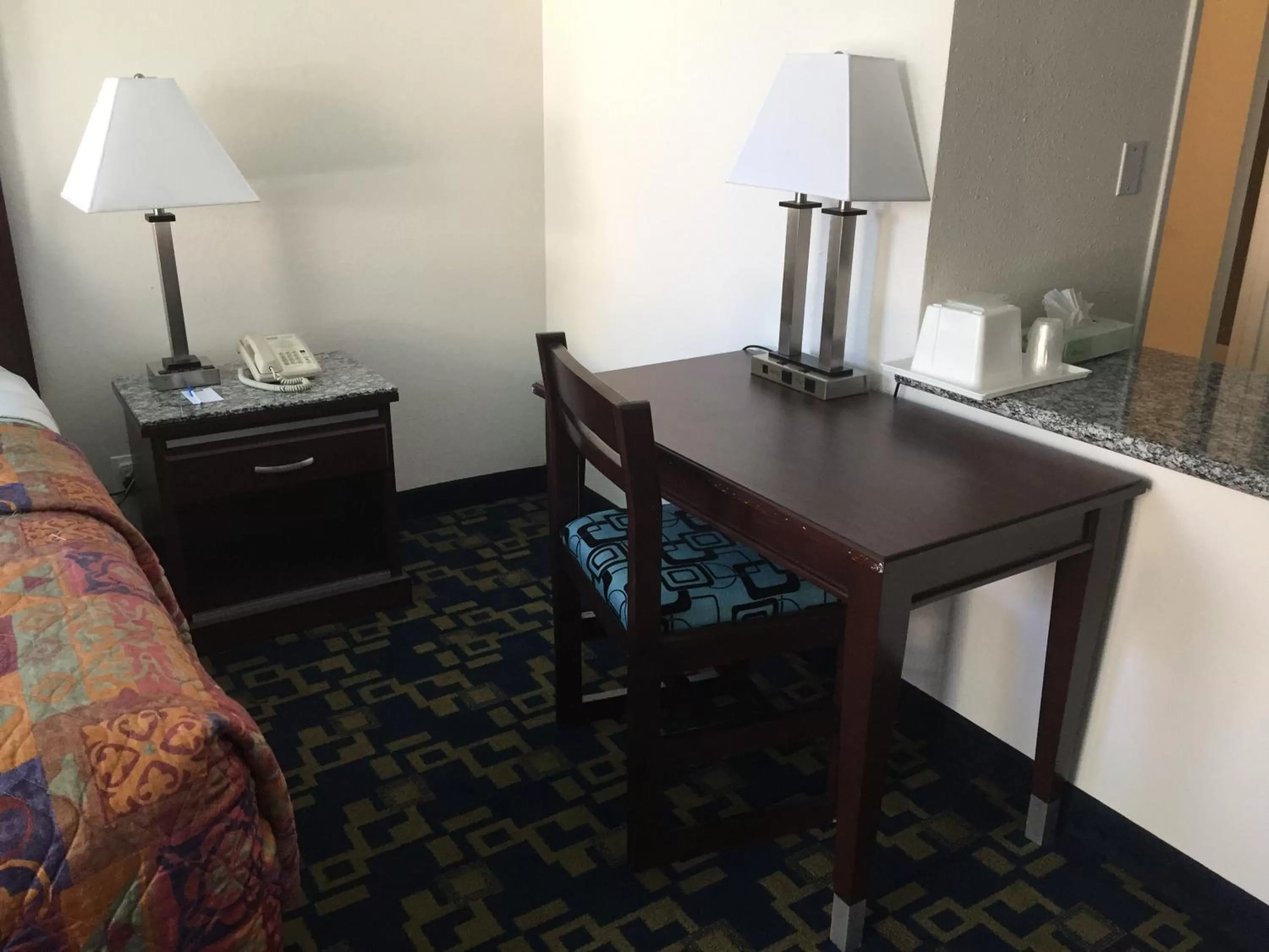 Accessible Room, 1 Queen Bed, Roll-In Shower, Non Smoking in Oceanside, CA – Marina / Camp Pendleton