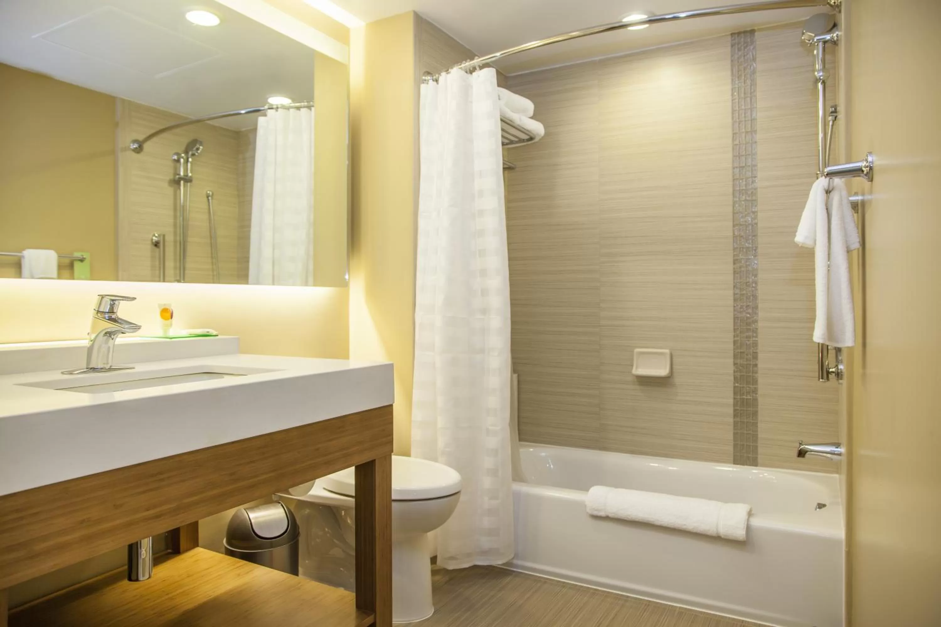 Queen Room in Hyatt Place Tijuana