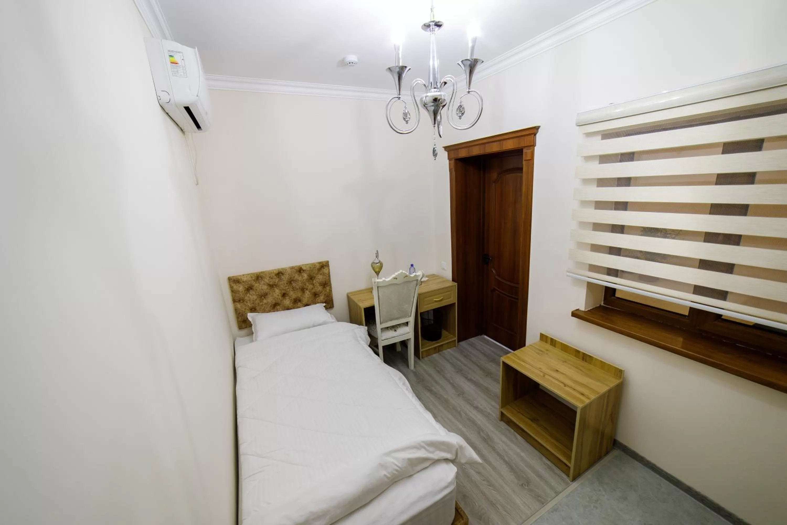 Standard Single Room with Shower - single occupancy in Khans Palace Hotel