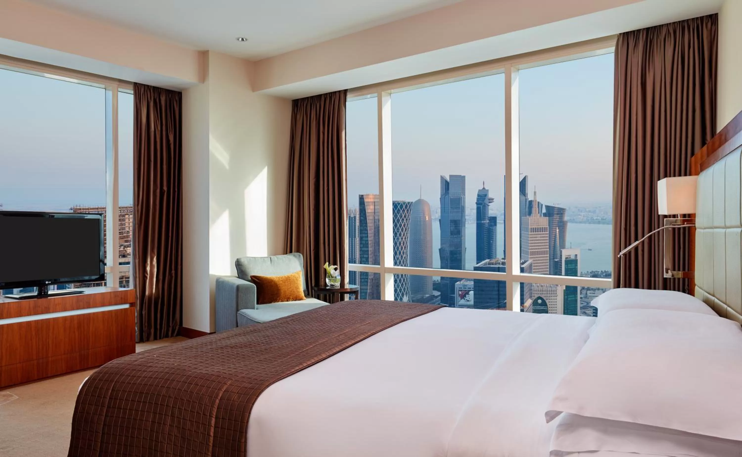 Premium King Room in InterContinental Doha The City by IHG