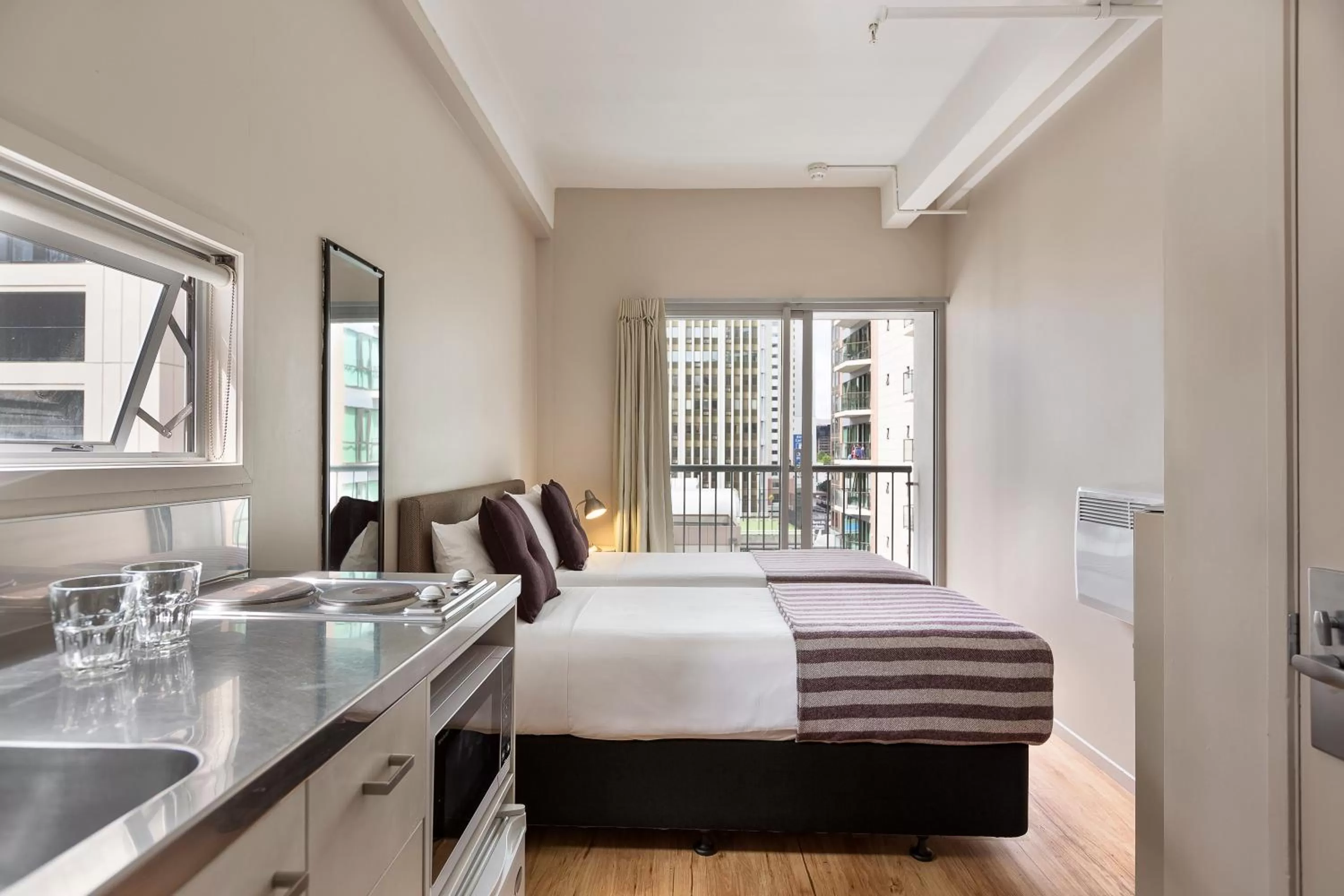 Twin Studio in ibis budget Auckland Central