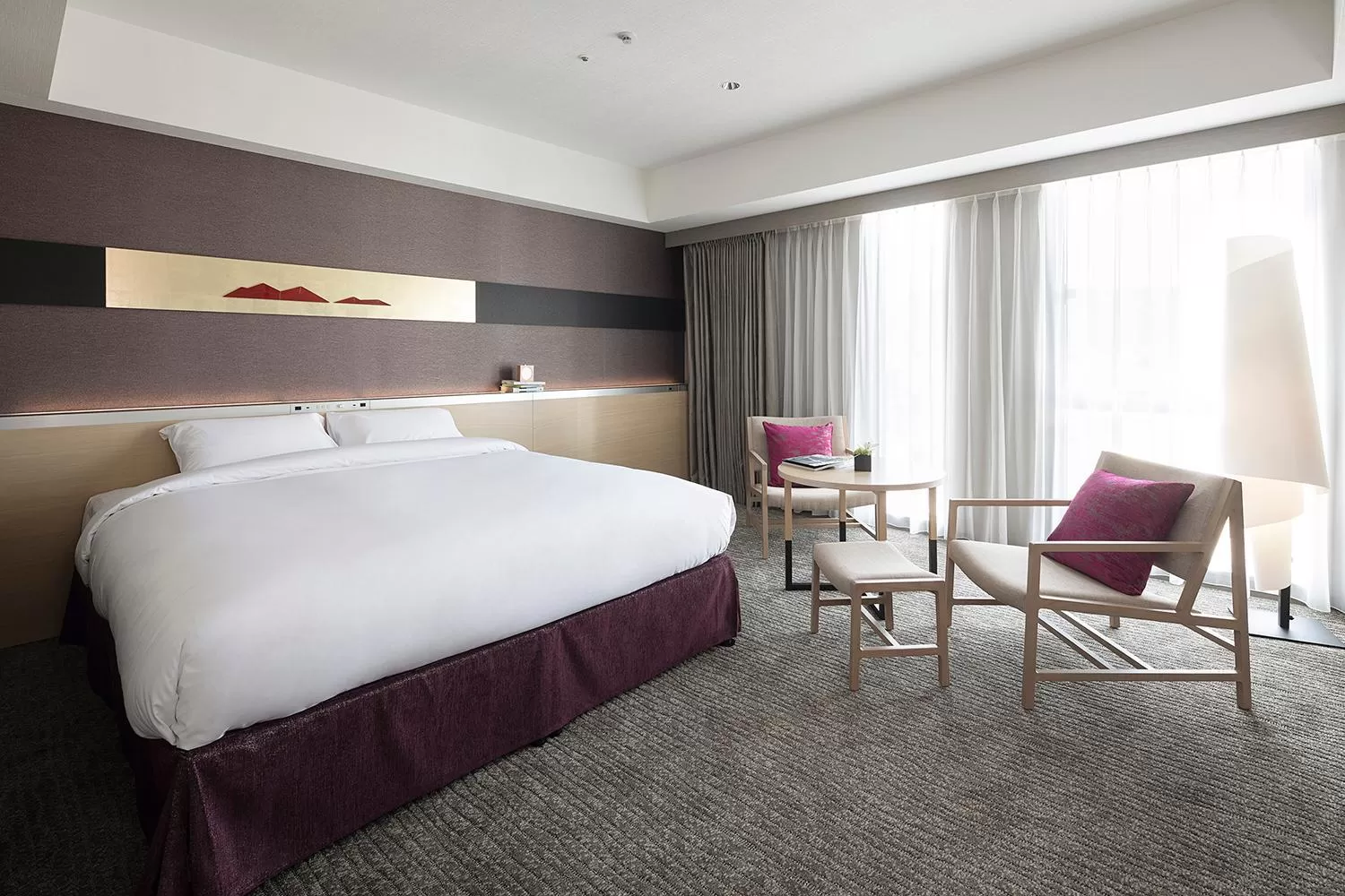 Deluxe King Room - Non-Smoking in Cross Hotel Kyoto