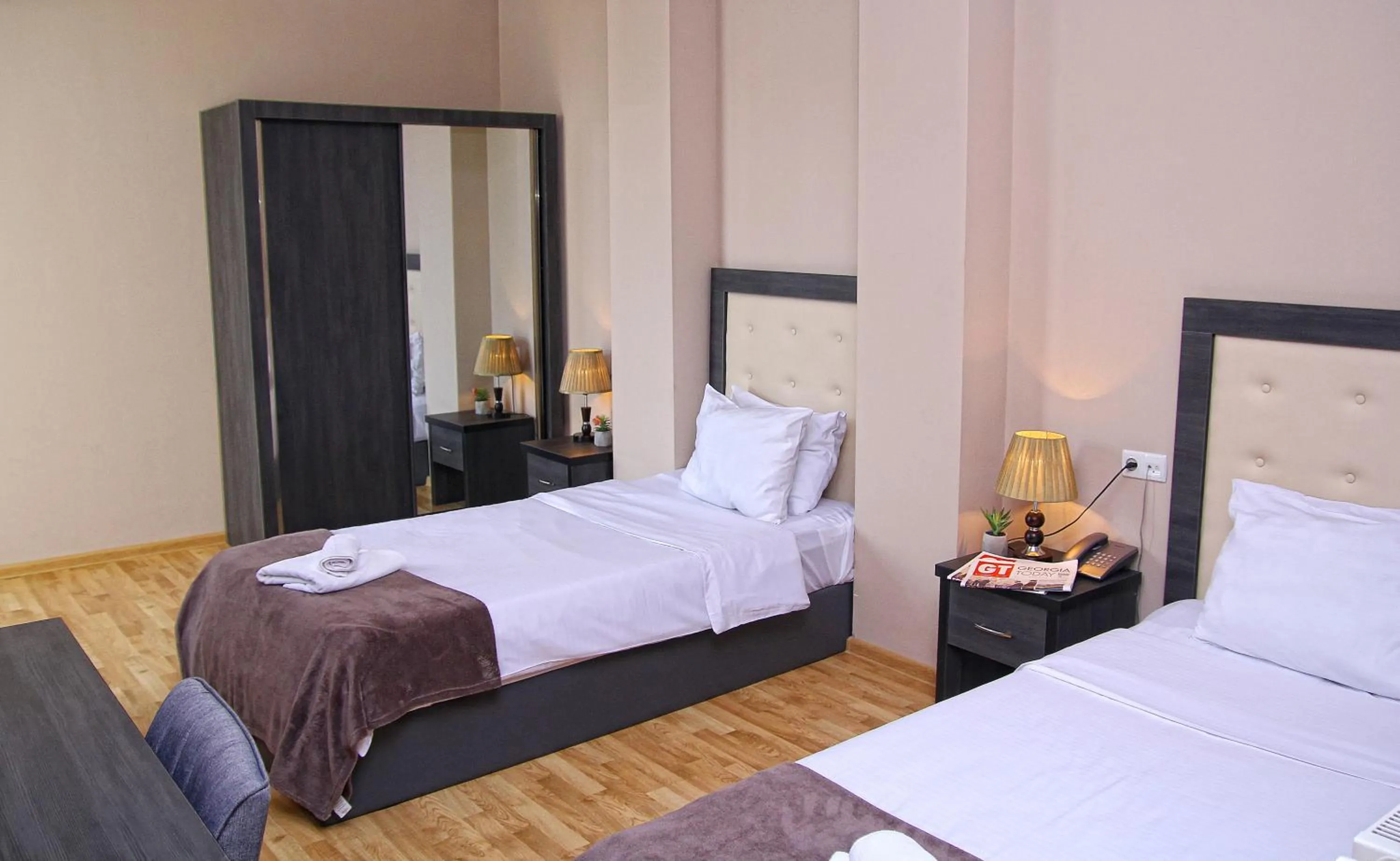 Standard Twin Room in Rogalux Blue