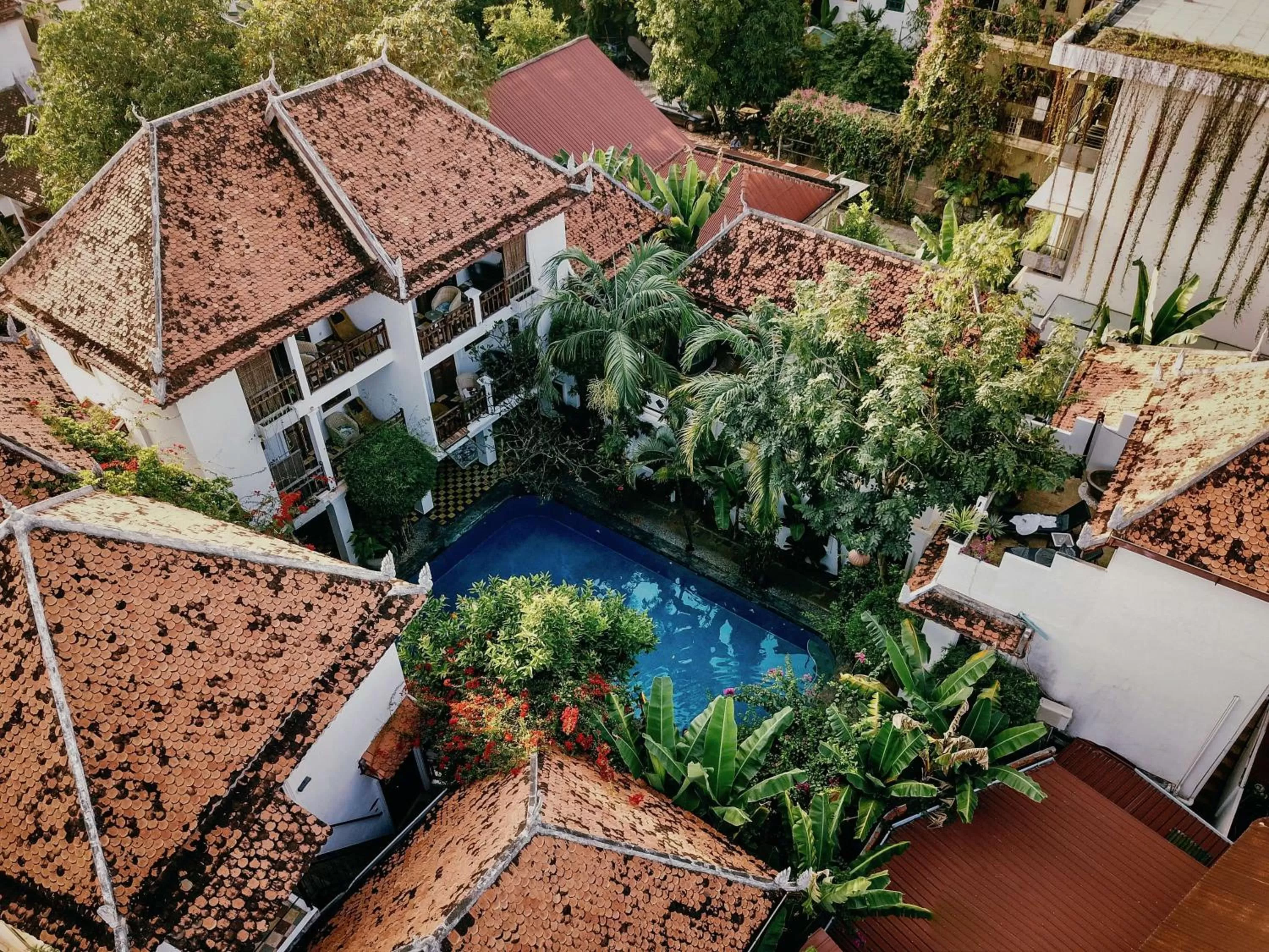 Deluxe Suite with Terrace in Rambutan Resort – Siem Reap