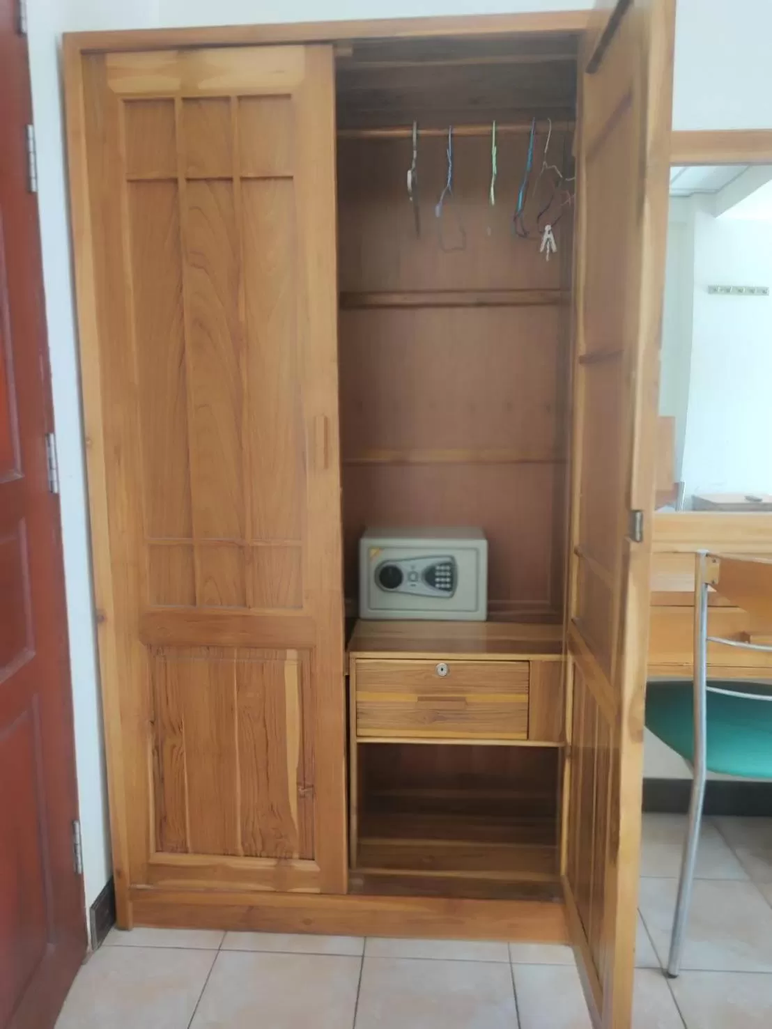 Standard Double Room in Soi 5 Apartment