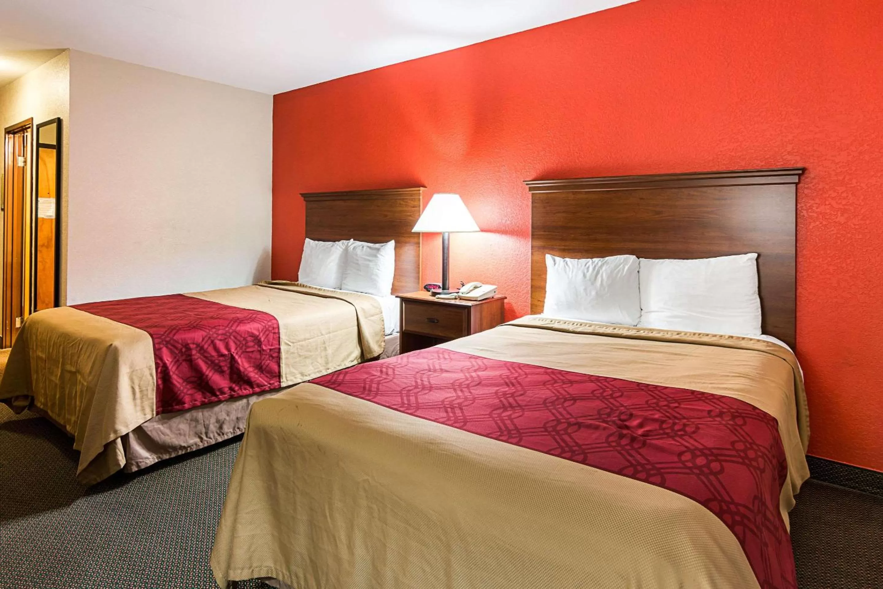 Double Room with Two Double Beds - Non-Smoking in Econo Lodge Andrews AFB