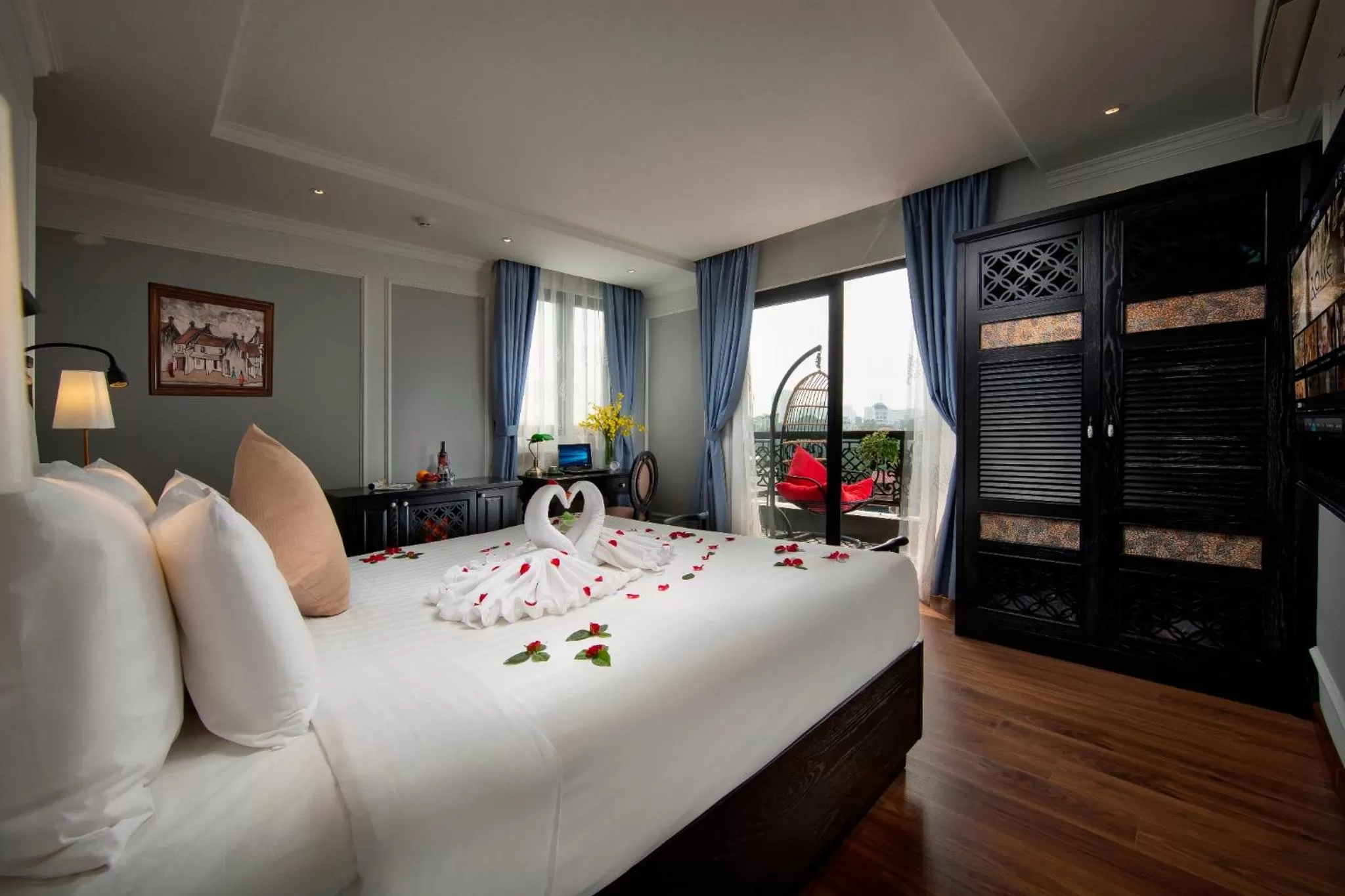 Junior Suite with Balcony in Hanoi Media Hotel & Spa