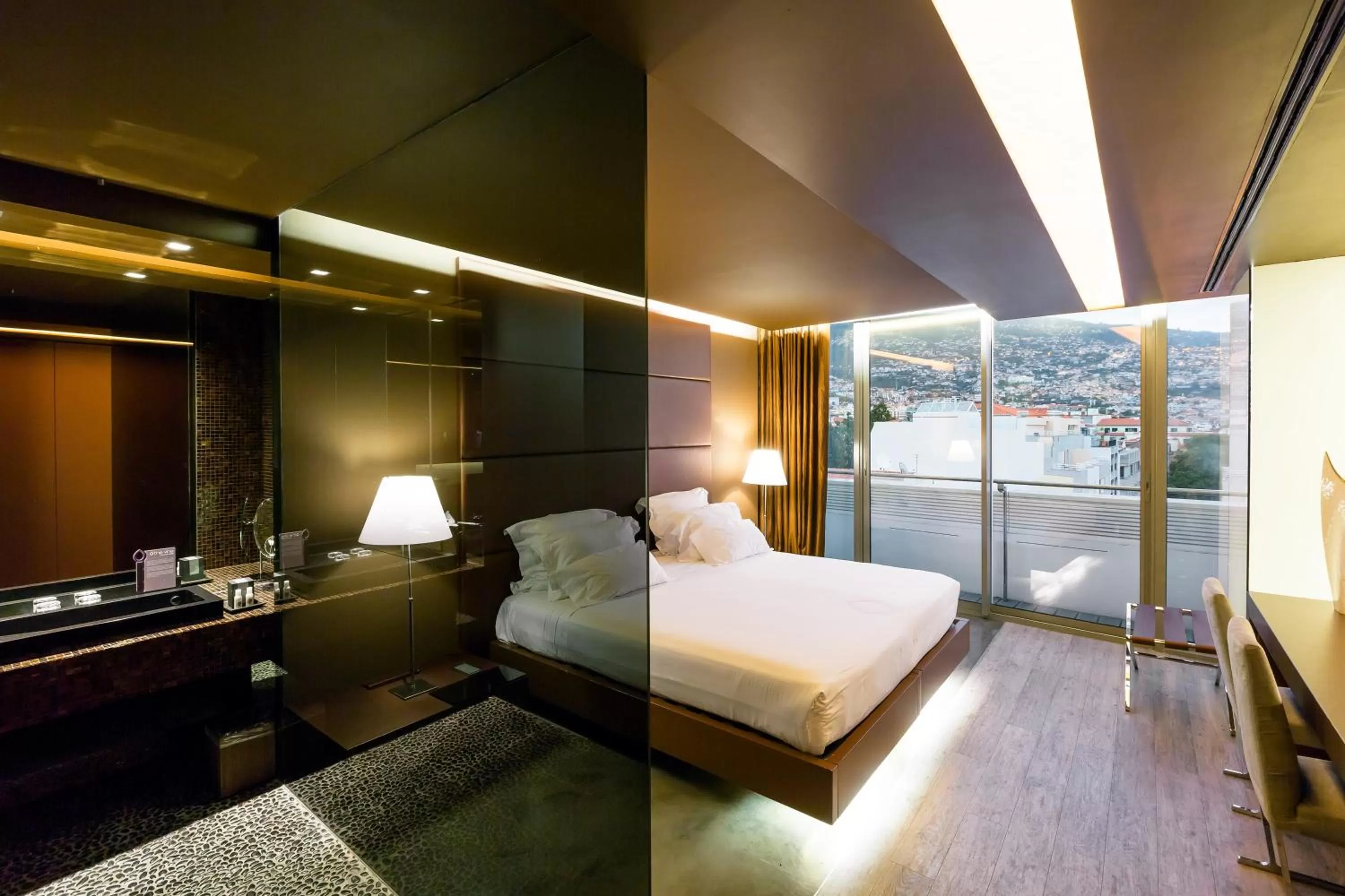 Deluxe Superior Double Room in The Vine Hotel