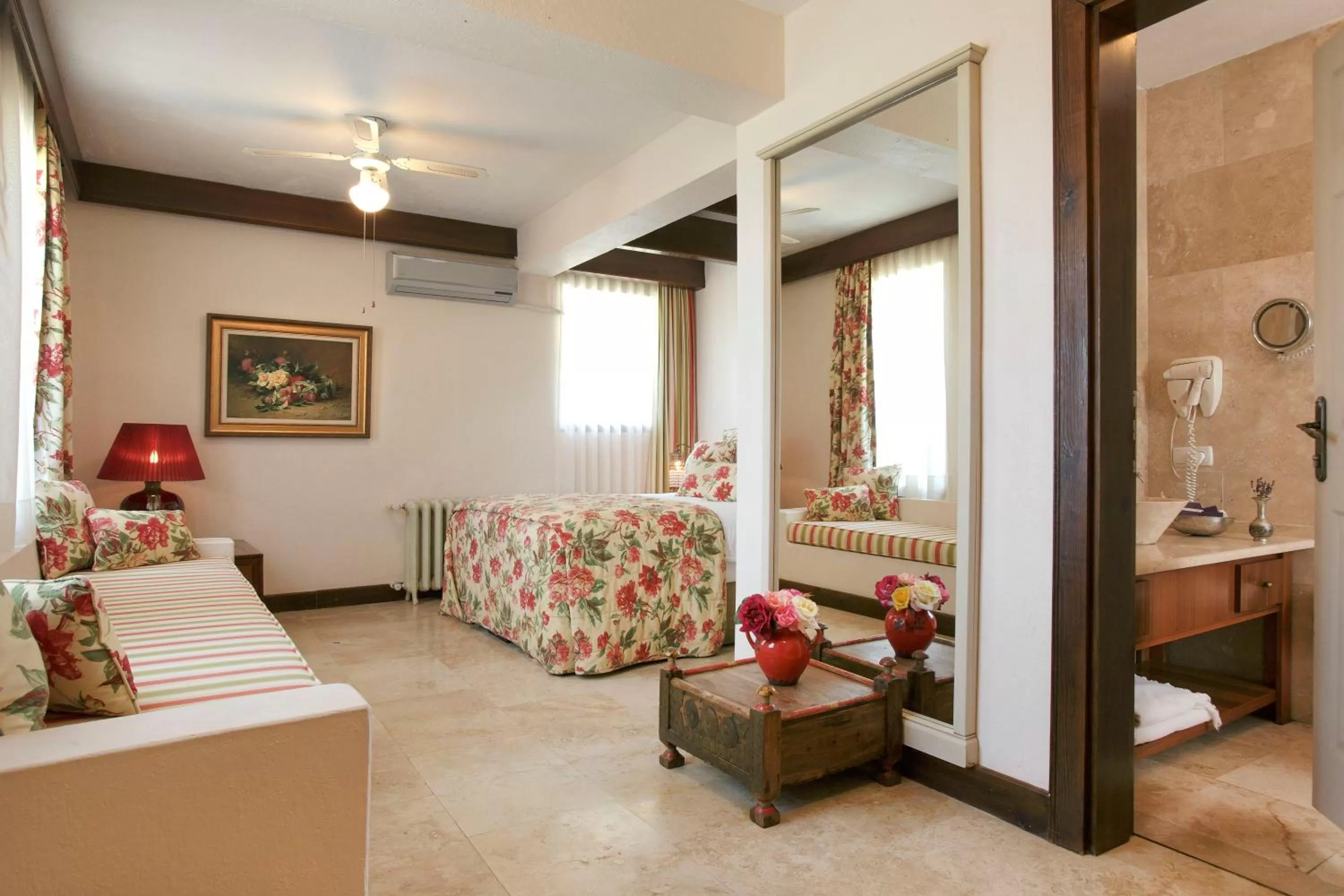 Double Room with Terrace in Gullu Konaklari