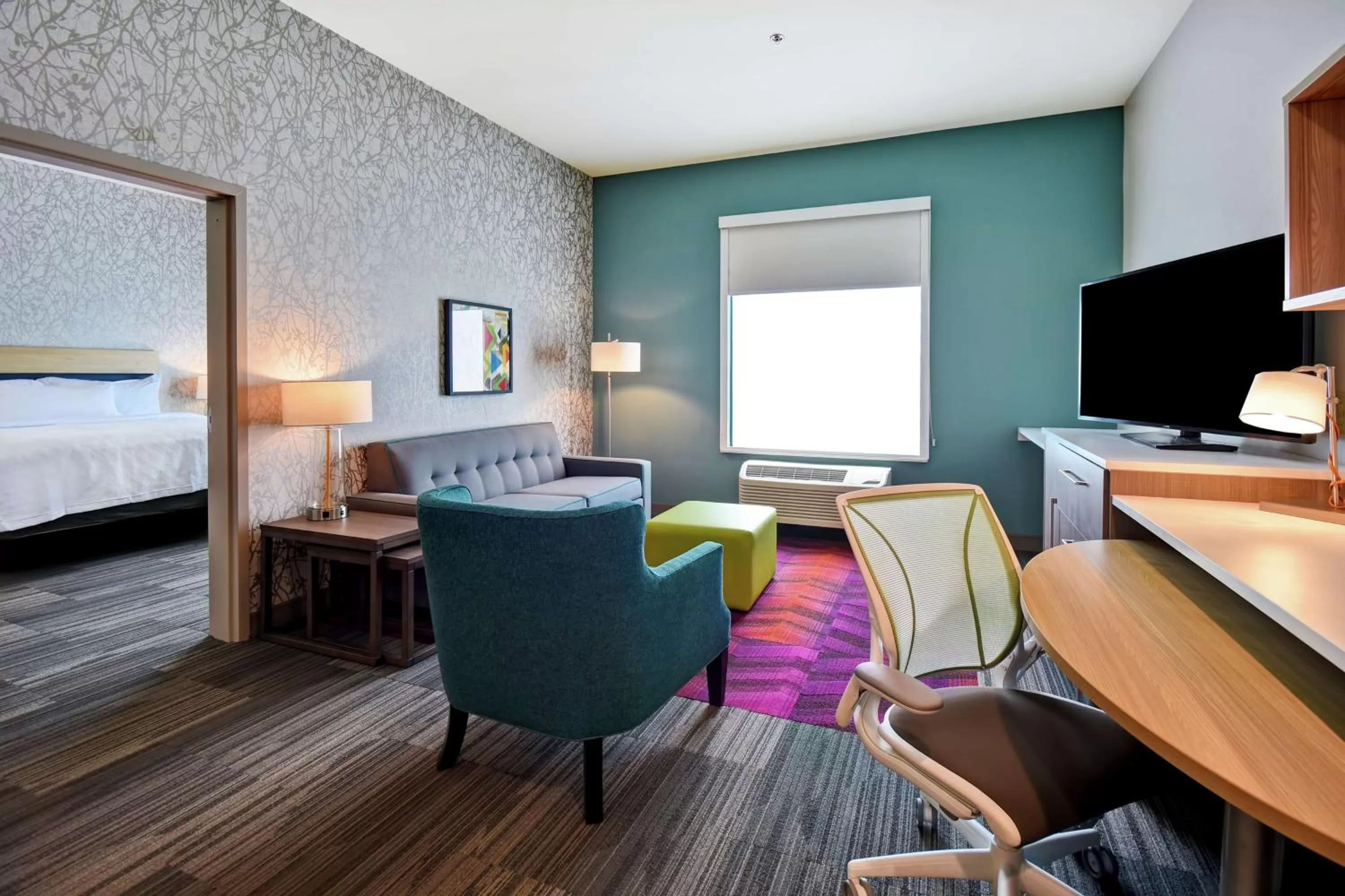 King Suite with Bath Tub - Mobility Access/Non-Smoking in Home2 Suites By Hilton Birmingham/Fultondale, Al