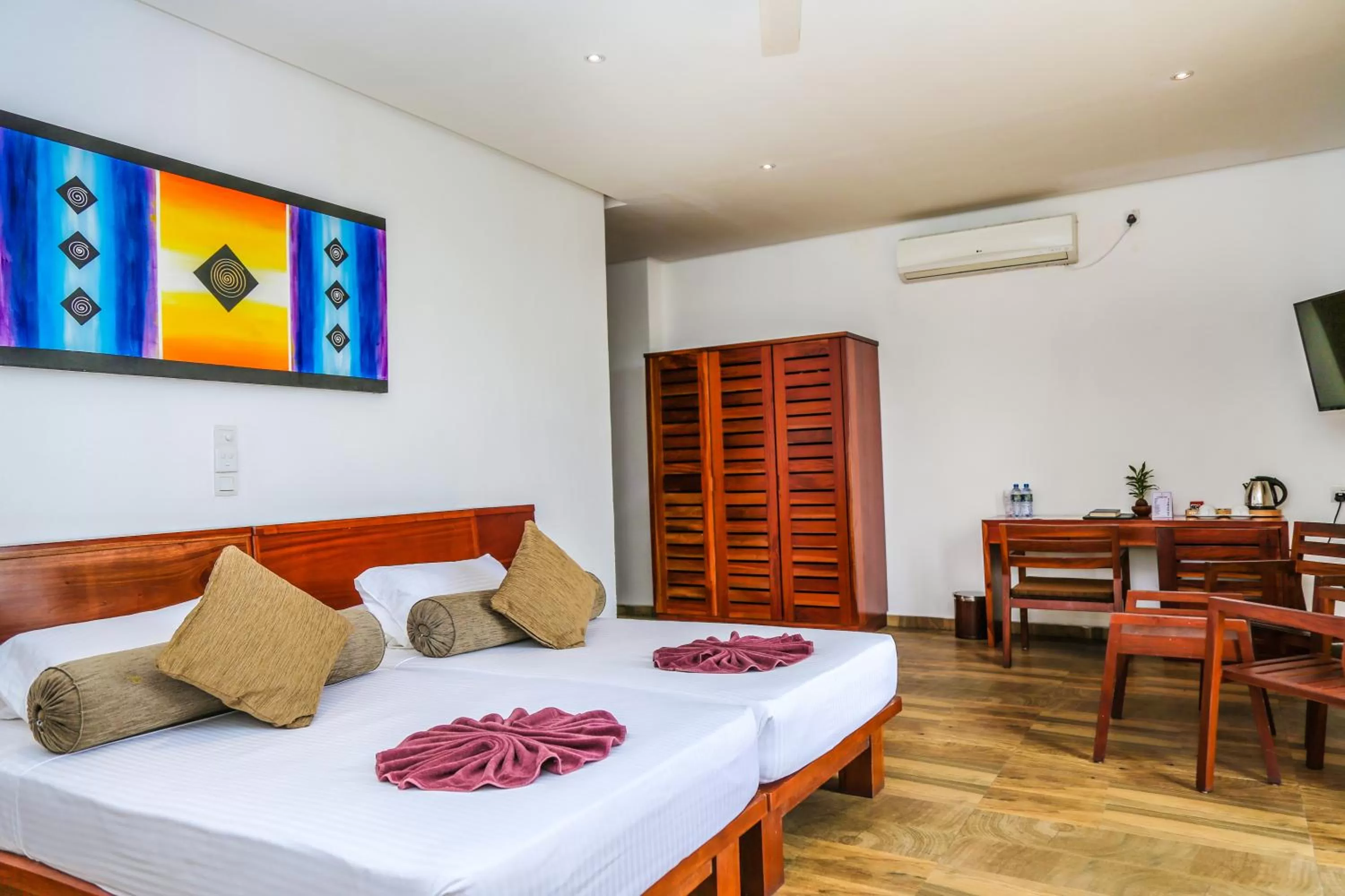 Standard Double Room - single occupancy in Oak Ray Regency