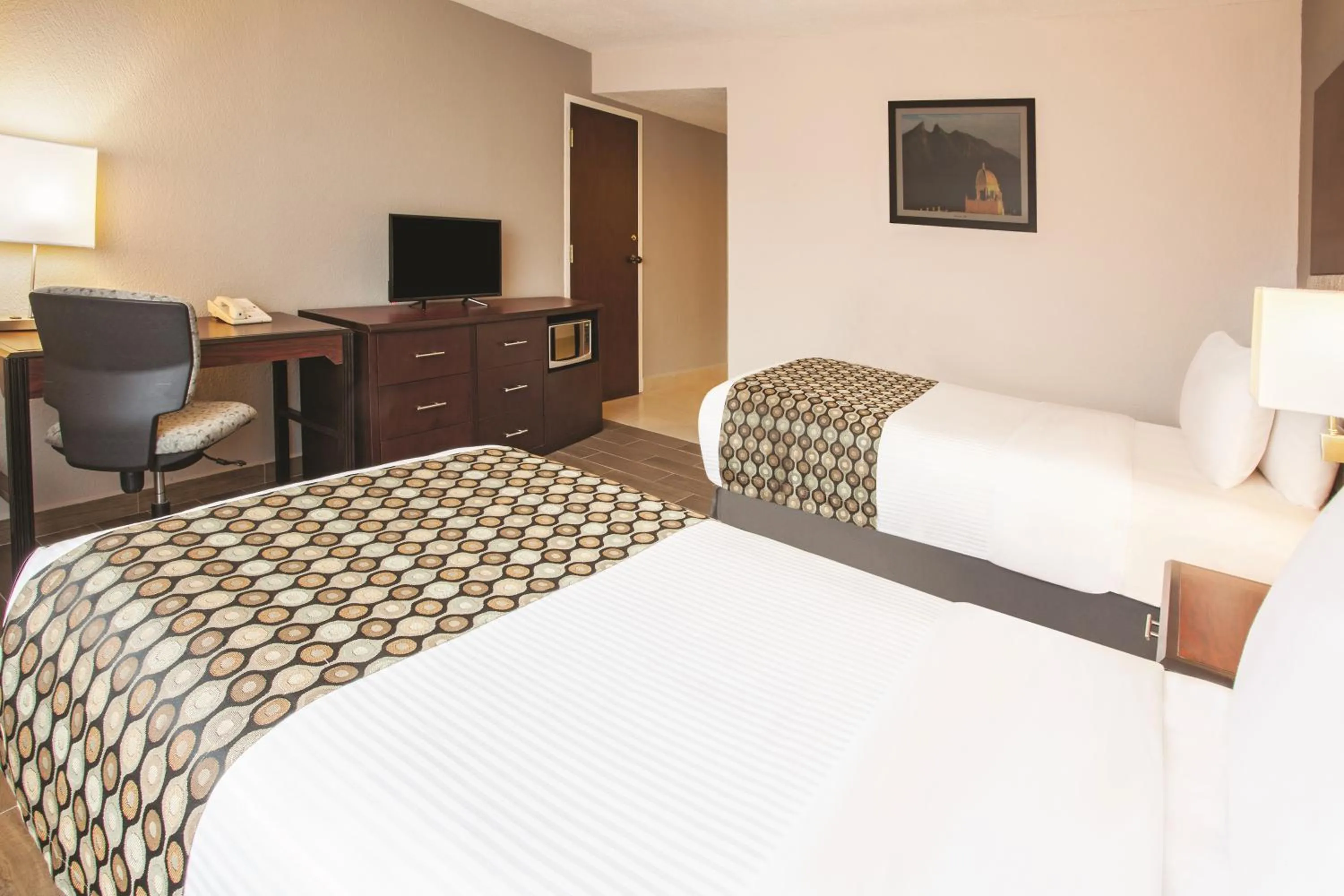 2 Twin Beds, Mobility Accessible Room, City View, Non-Smoking in CHN Hotel Monterrey Norte, Trademark Collection by Wyndham