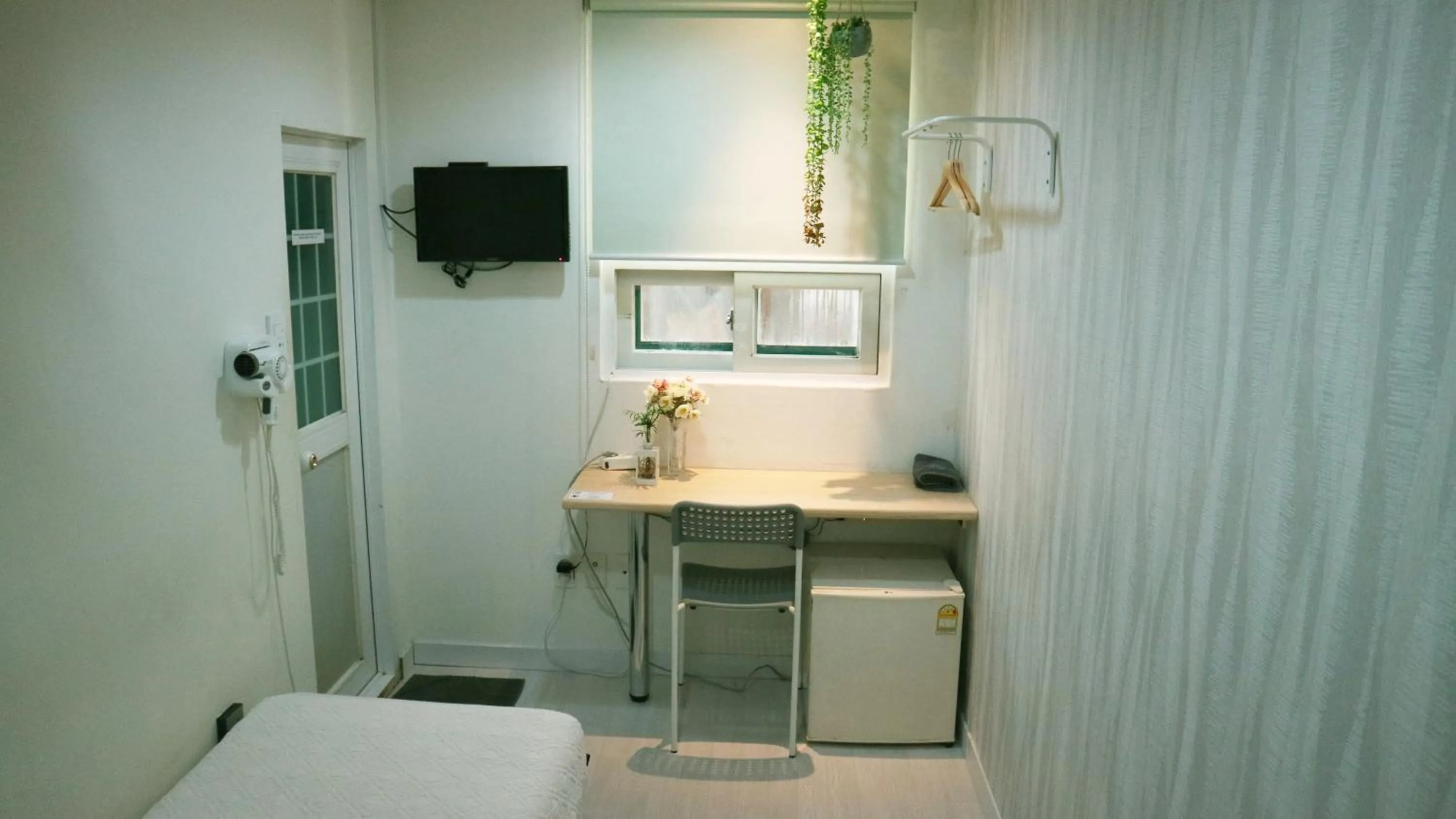 Single Room in Hostel Korea - Original